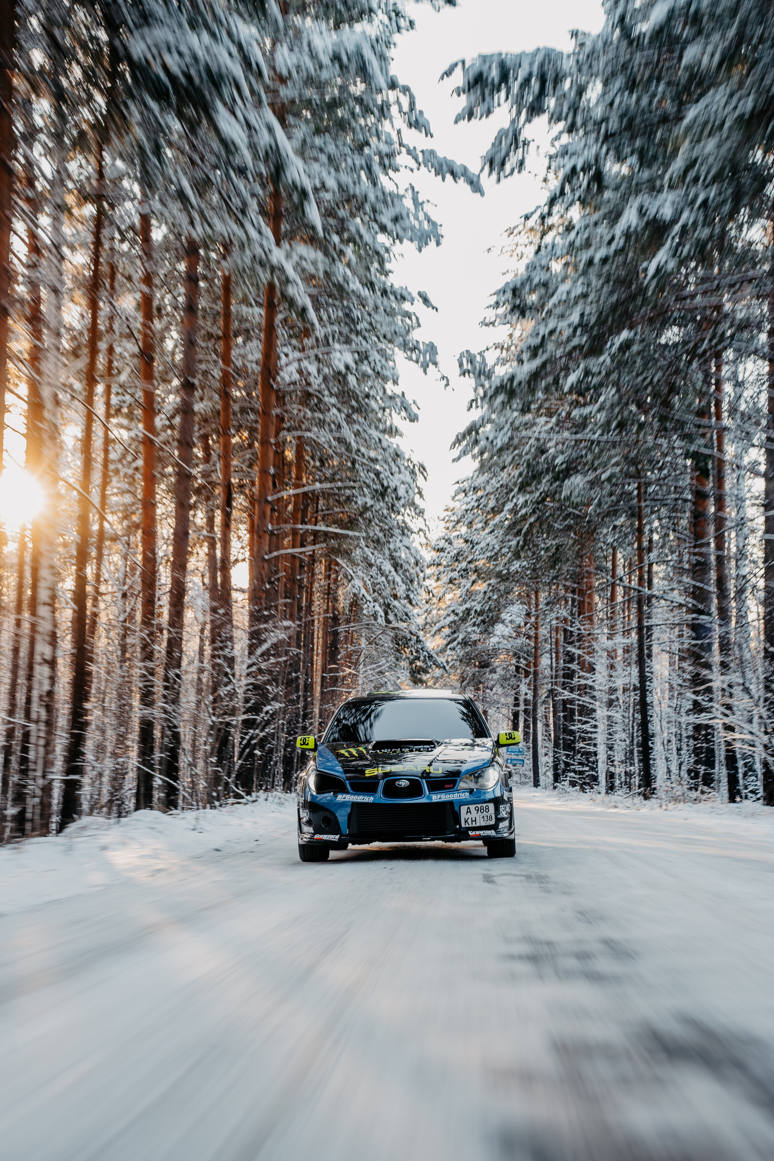 Subaru Impreza WRX STI. Фотограф, видеограф и пилот дрона на Байкале