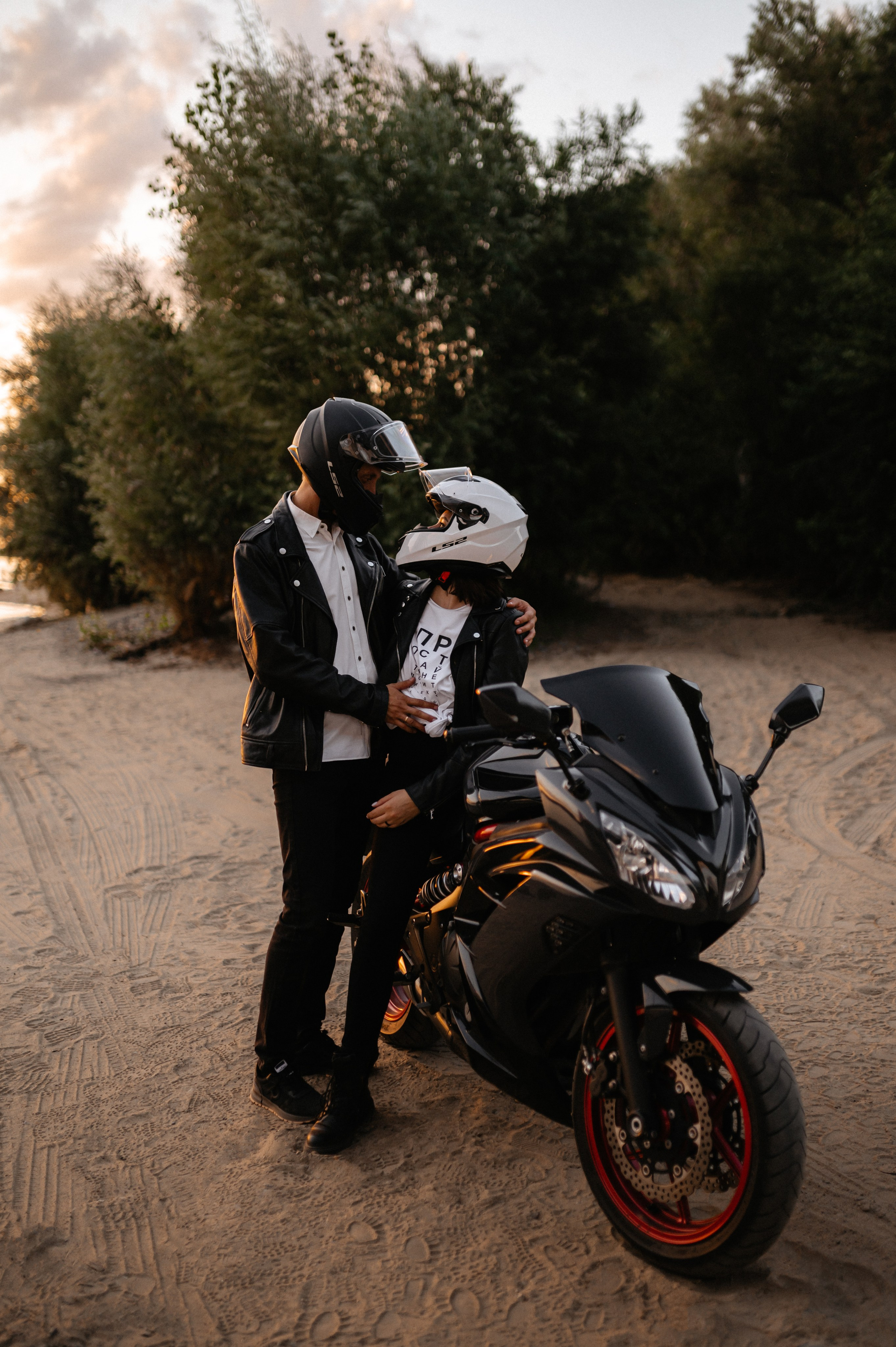 С мотоциклом. Главная