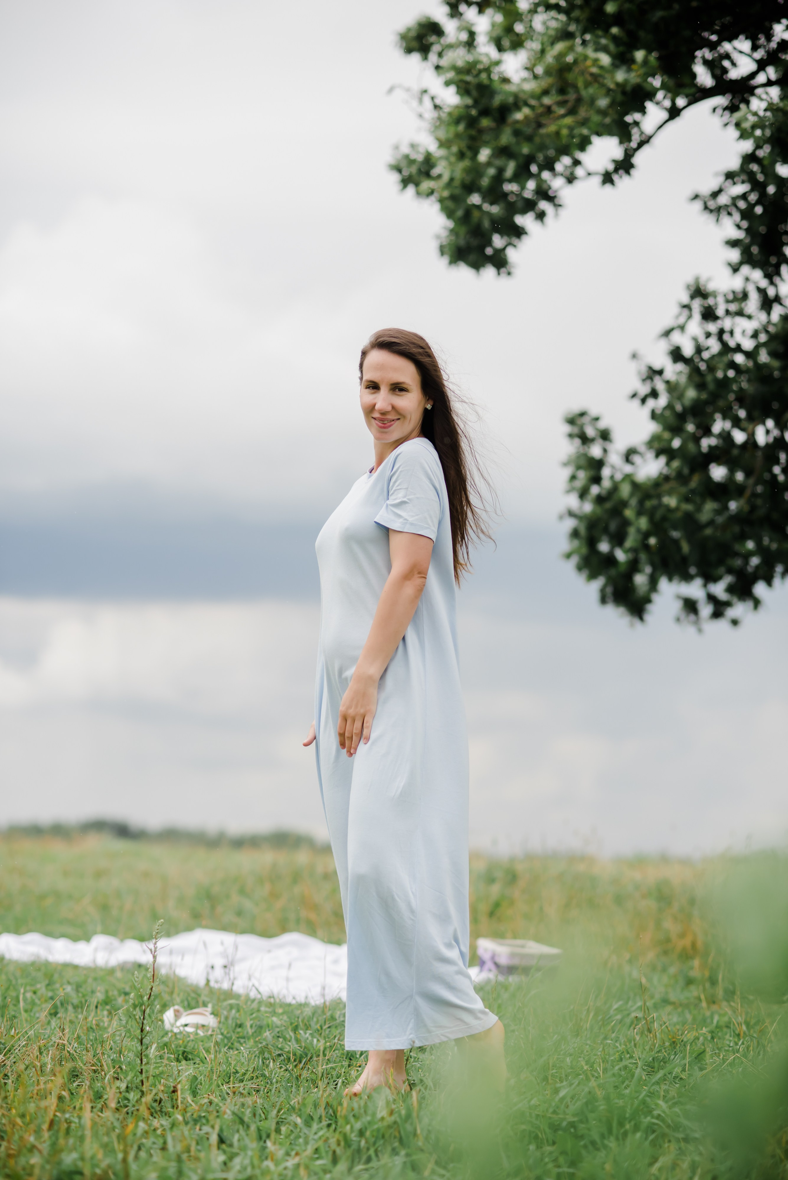 Анна и ее семья, фотосессия в поле. Свадебный и семейный фотограф Евгения Кононова