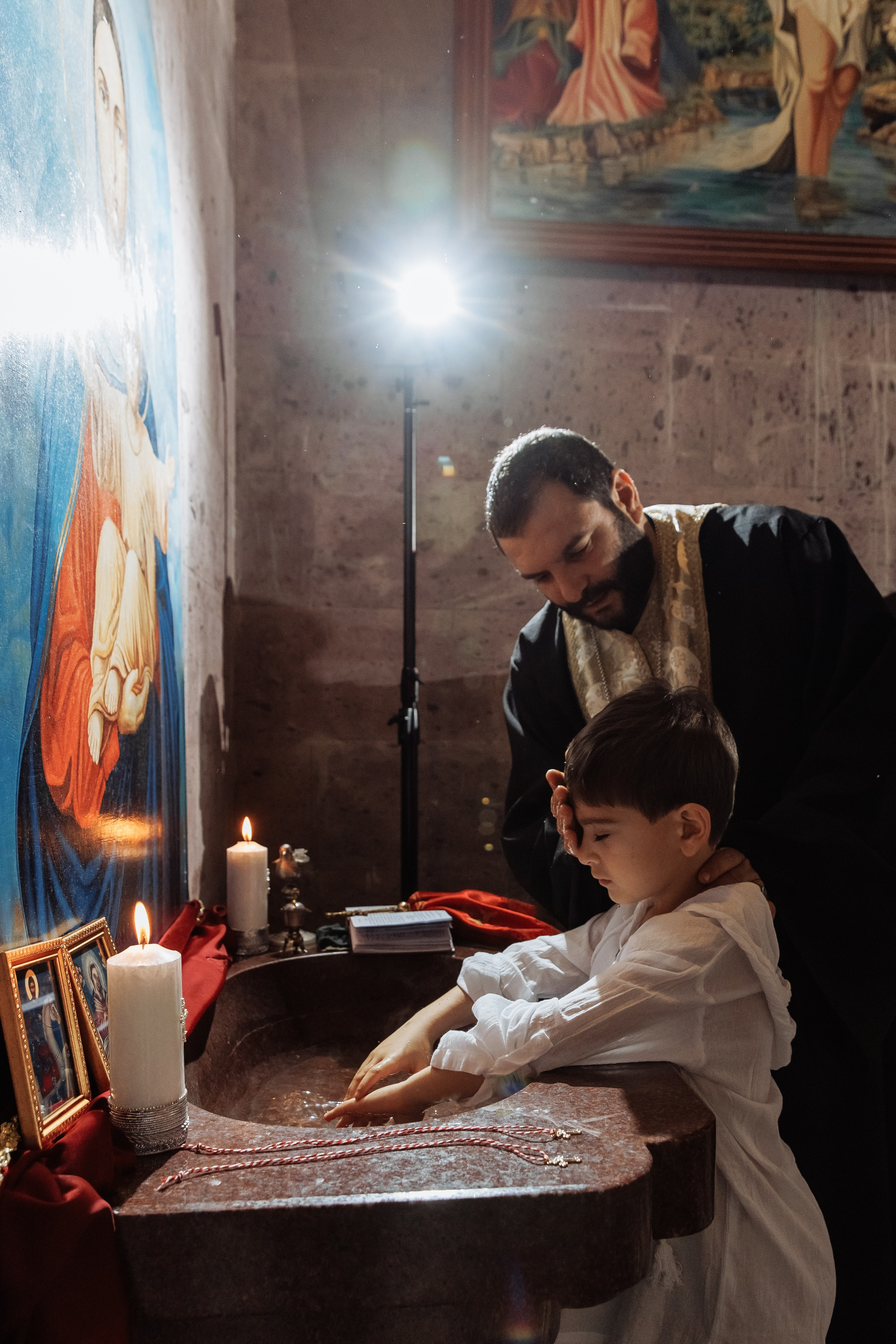 Крестины и день рождения. Семейный фотограф на крещение и венчание