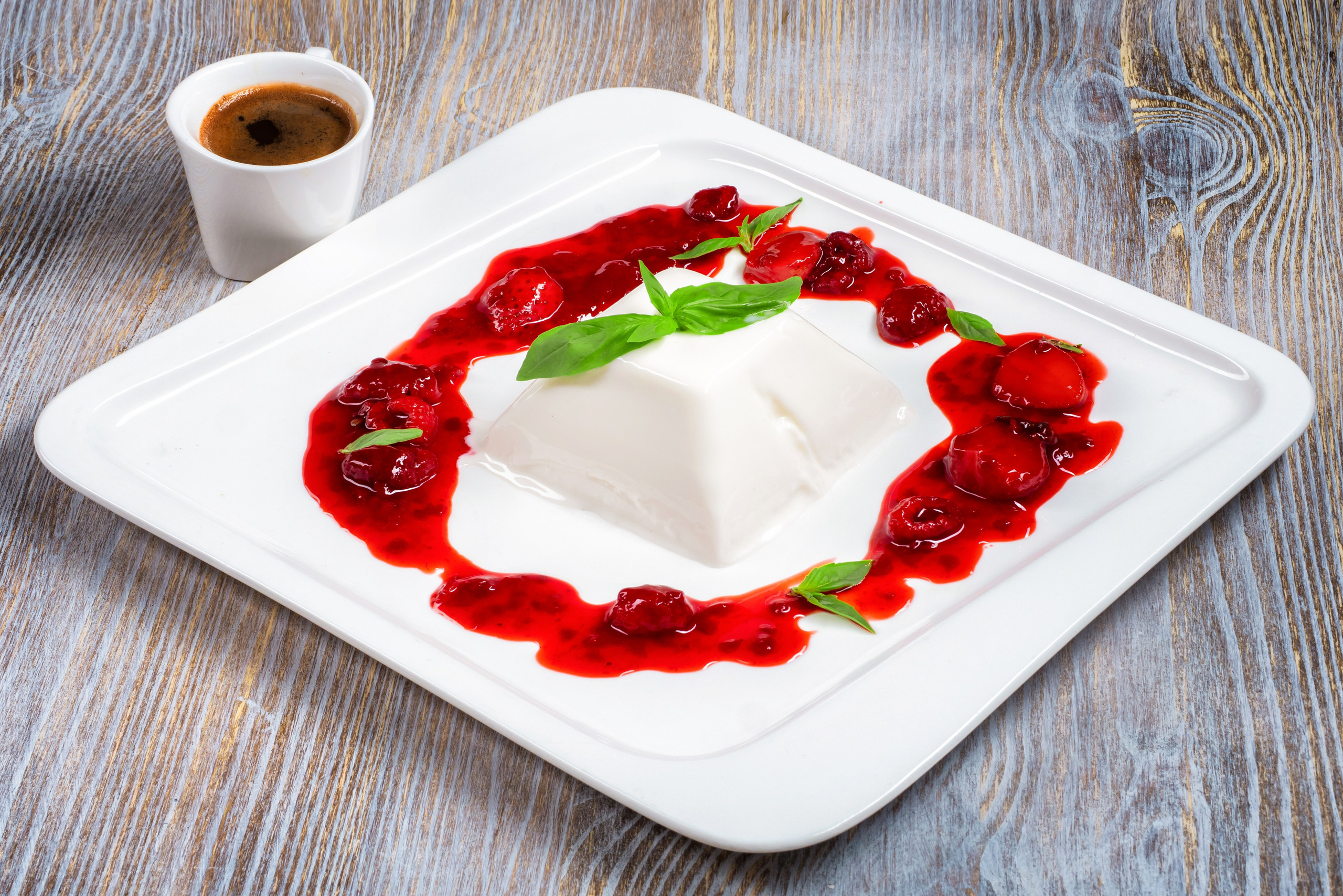 Десерты. Рекламная фотография. Обучение фотографии. Фотограф Жан Гаспарян