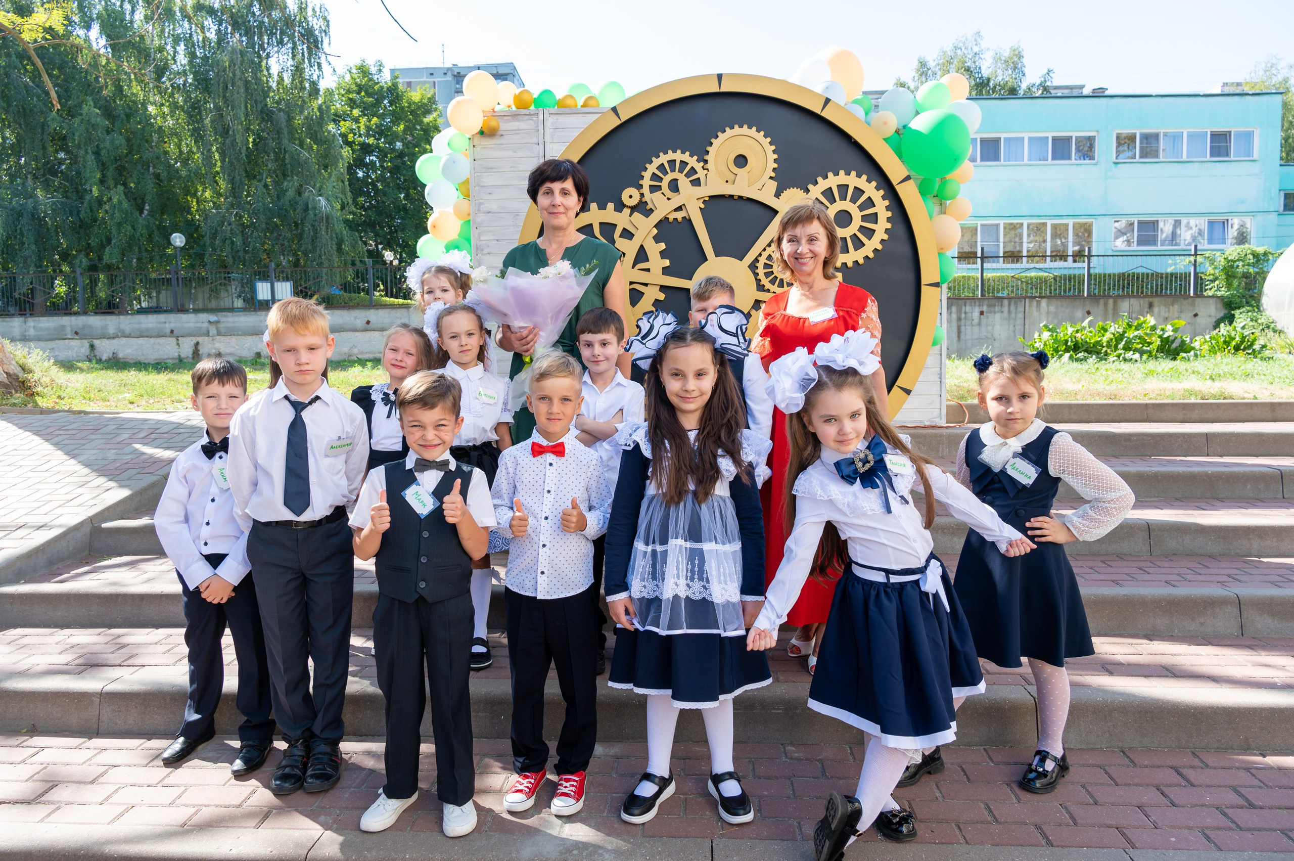 Школьная фотосессия в Туле. Портретный, семейный, свадебный фотограф. Бизнес, контент съёмка. Тула