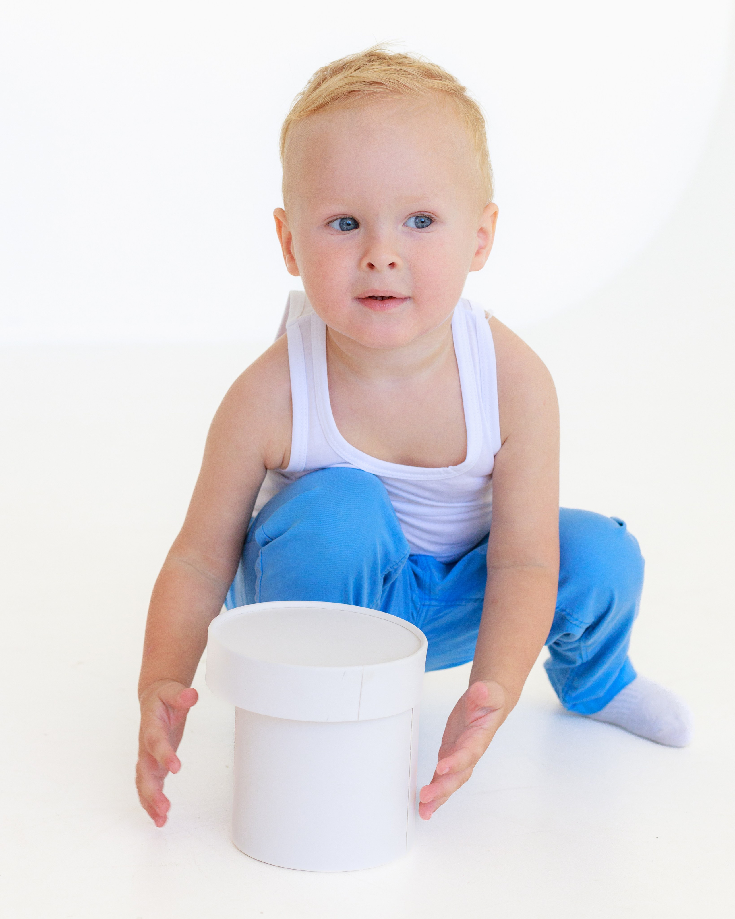 Артем Сараев 90/2,1/25. Римма Зайцева контент для брендов