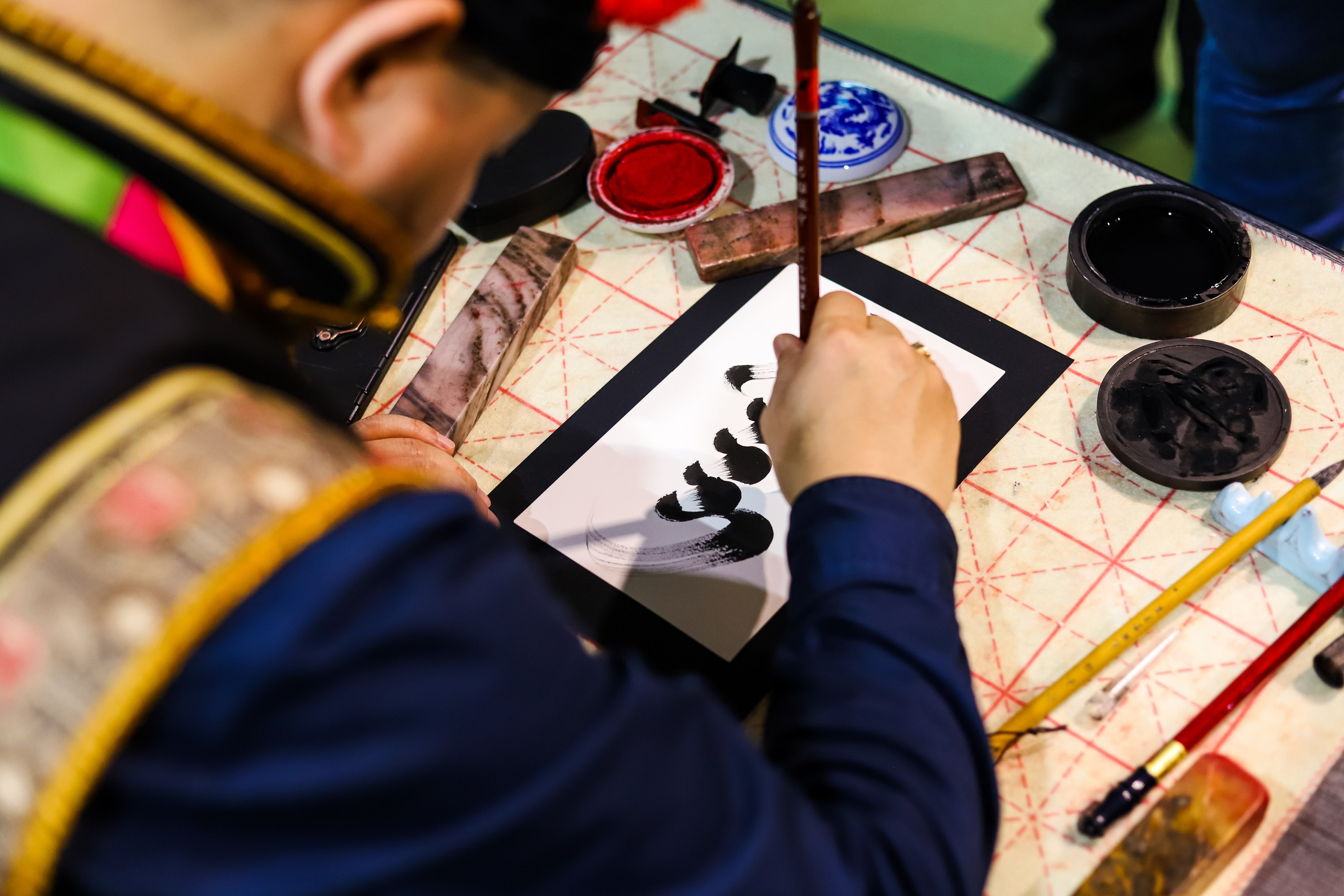 Всемирный фестиваль молодежи 2024. Репортажный и fashion фотограф в Москве Сергей Бардин