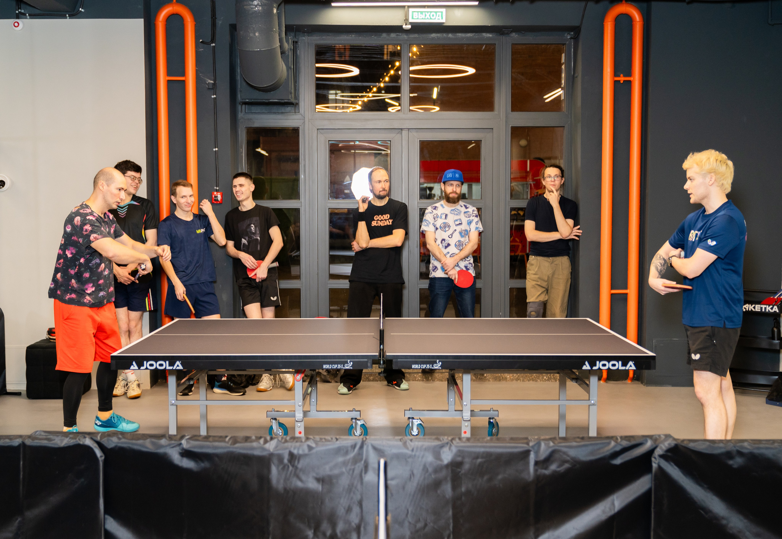 Пинг-понг клуб Ракетка, Брусницын квартал, клуб Ракетка Санкт-Петербург, клуб настольного тенниса в Санкт-Петербурге, пинг-понг клуб в Брусницын квартале Санкт-Петербург 