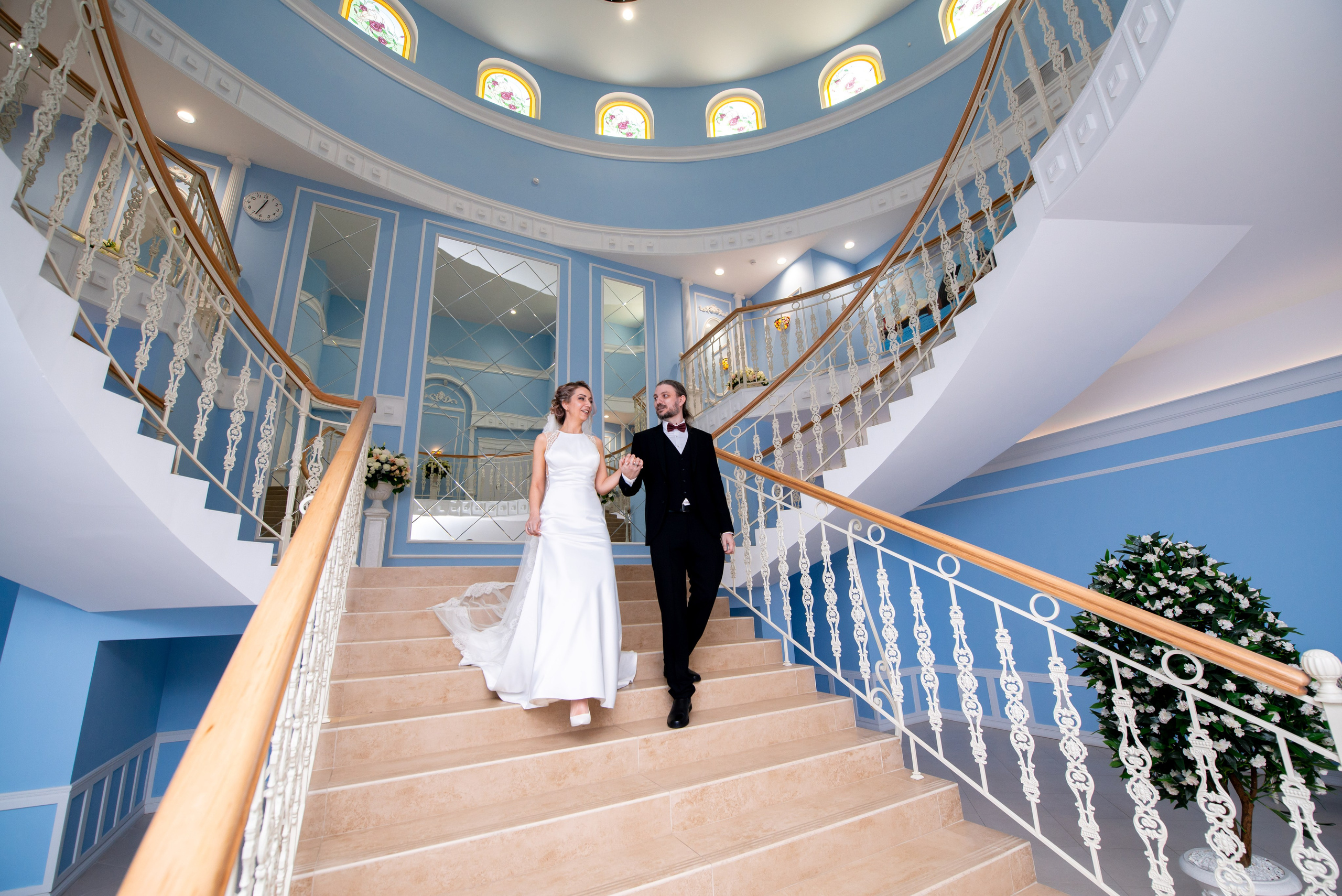 Юлия и Денис (фотосессия на Витебском вокзале и в Польском саду). Портретный, семейный и свадебный фотограф в Санкт-Петербурге и в Пушкине Ширяев Денис