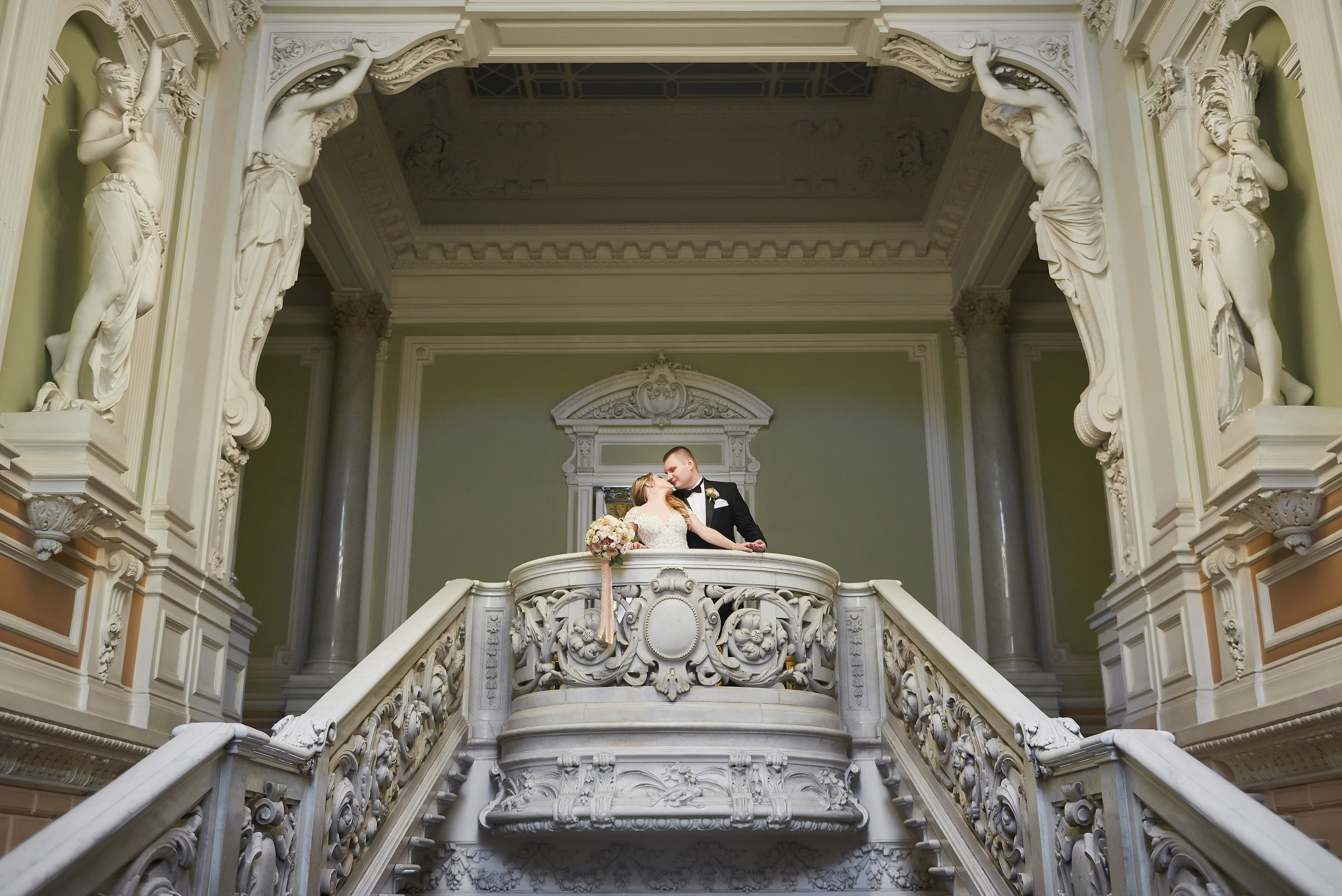 Юлия и Антон (Первый Дворец Бракосочетания, прогулка на Елагином острове). Портретный, семейный и свадебный фотограф в Санкт-Петербурге и в Пушкине Ширяев Денис