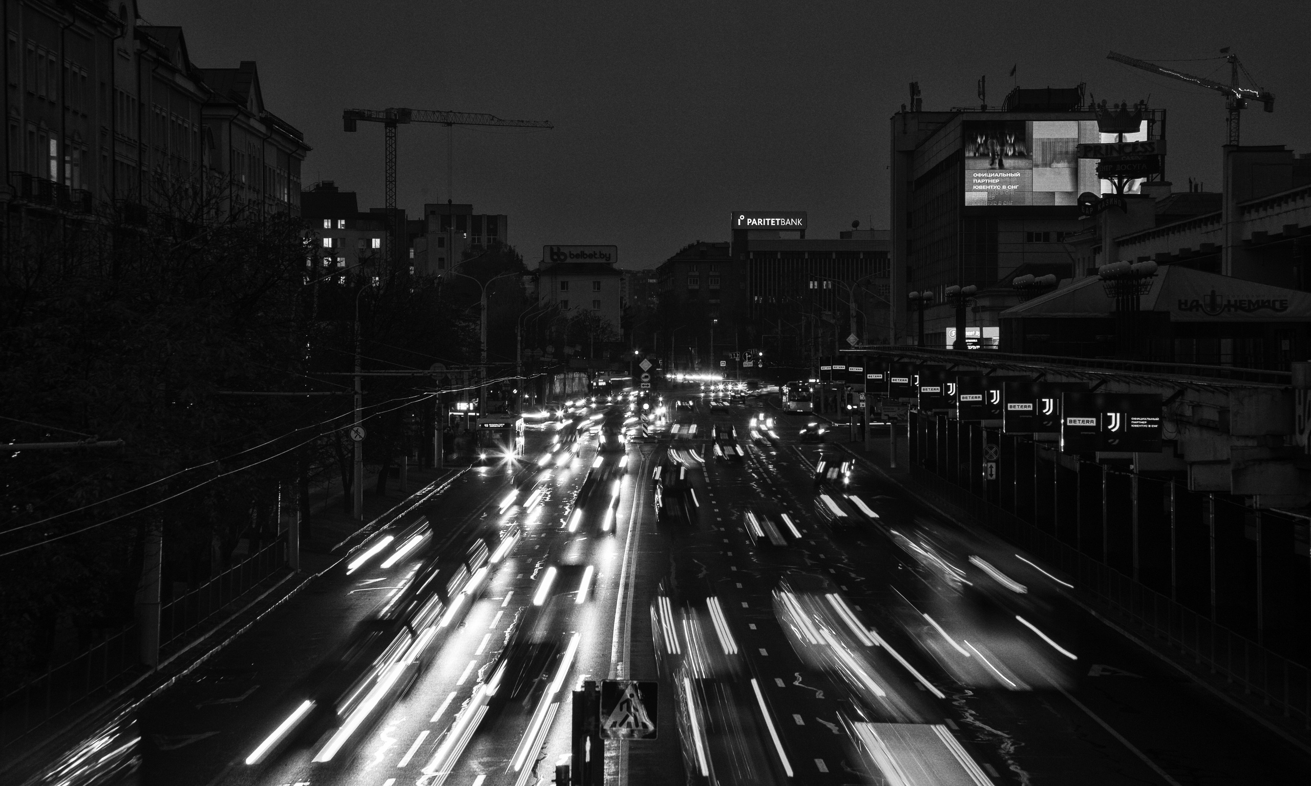 Минск. Фотограф Антон Швец — Монохромная реальность