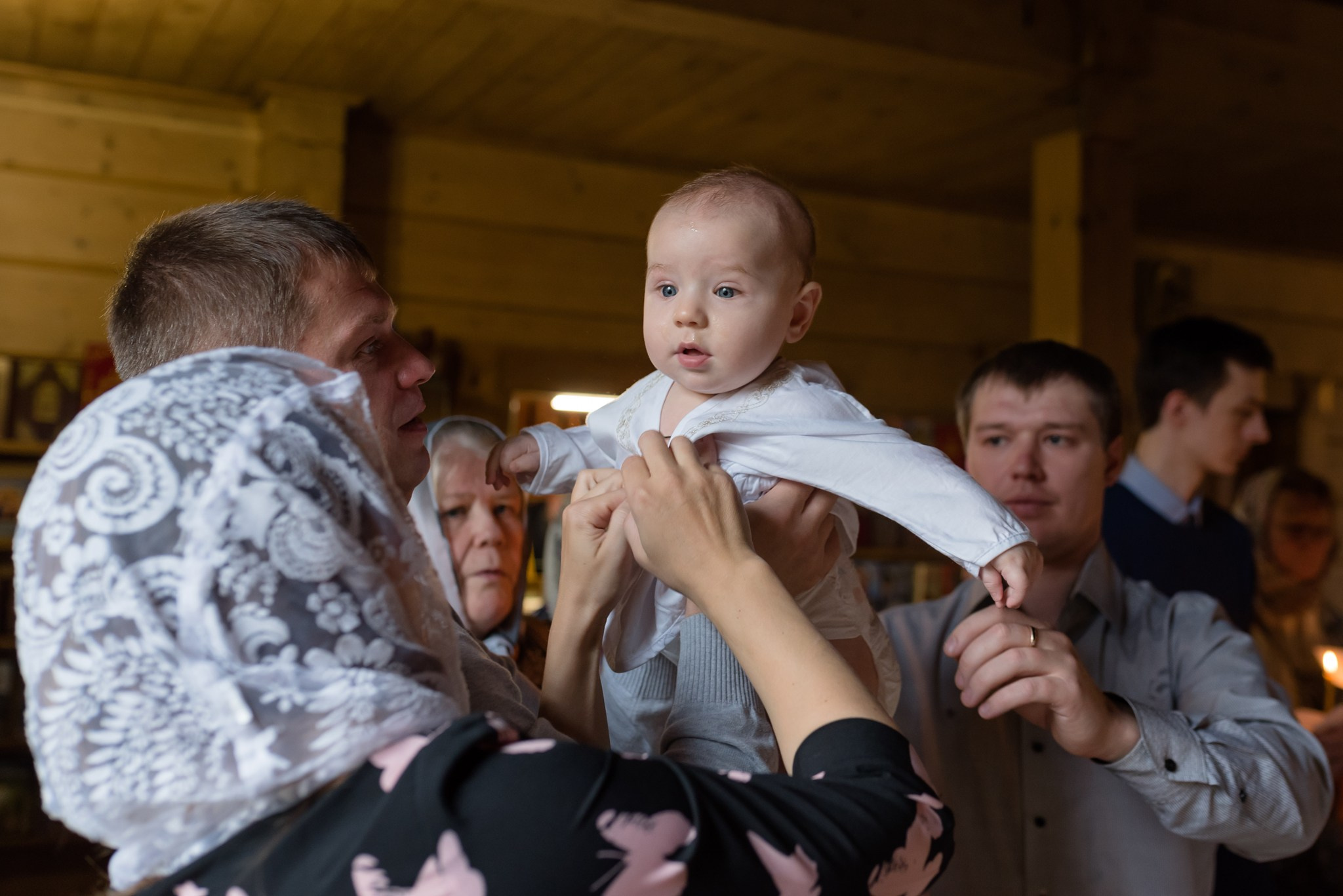 Крещение в церкви. Свадебный и семейный фотограф из Санкт-Петербурга Климов Анатолий