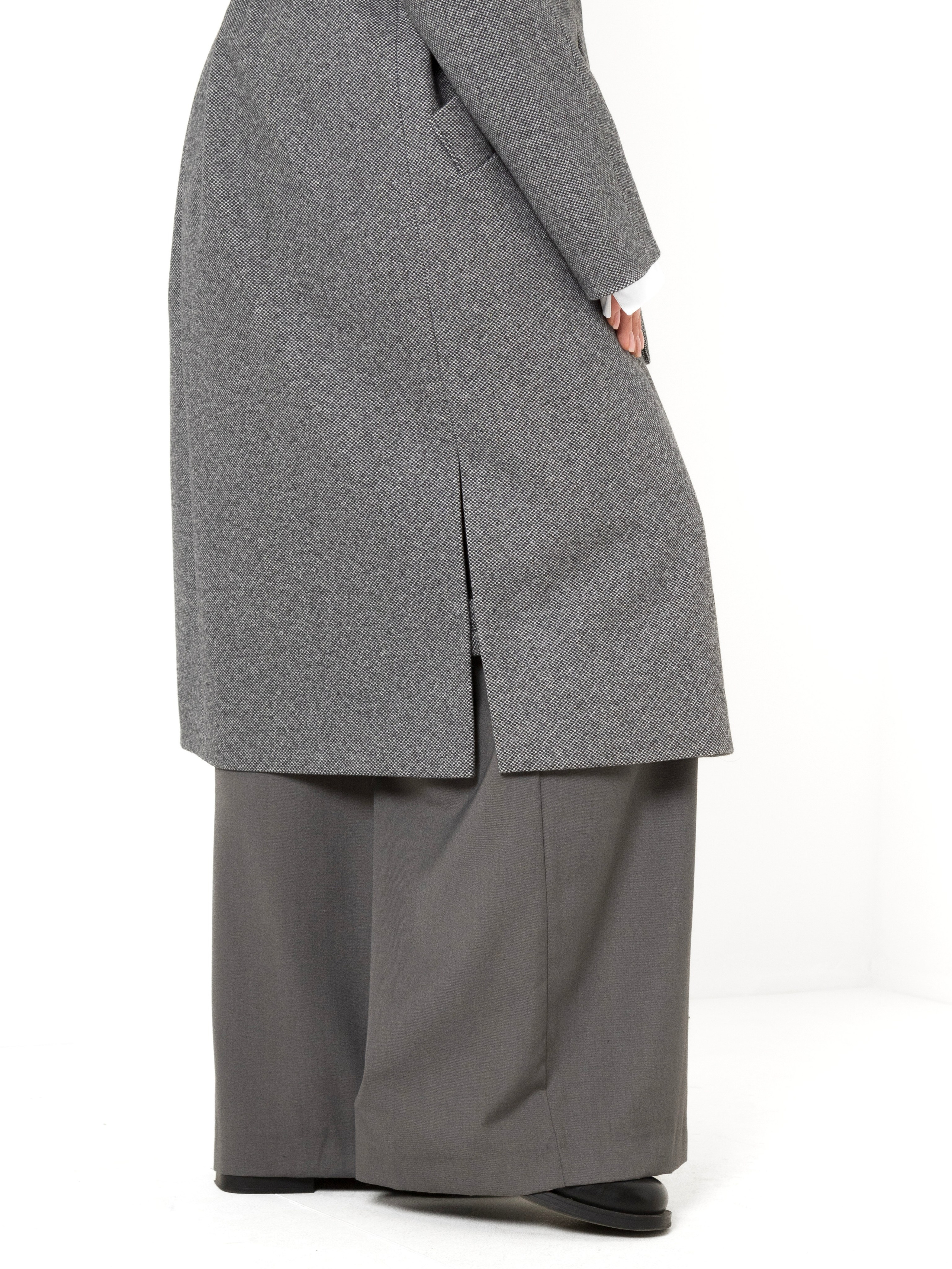 Пальто Х-сайз размер. Фотостудия для Wildberries Ozon