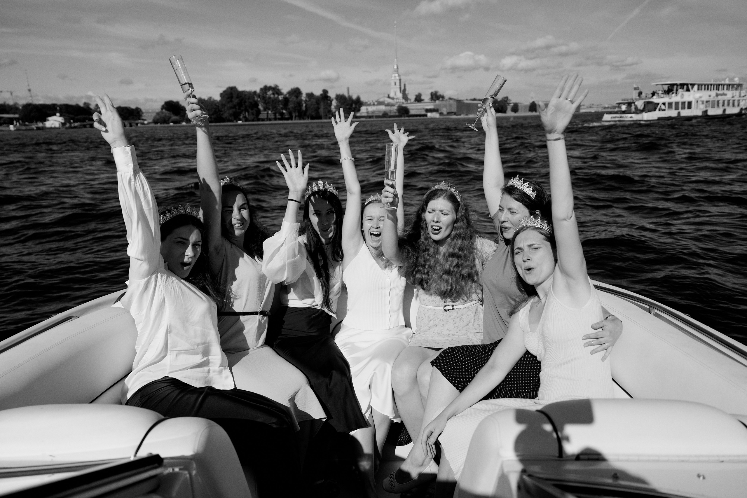Девичник на катере. Фотограф / Санкт-Петербург / Галина Никонова