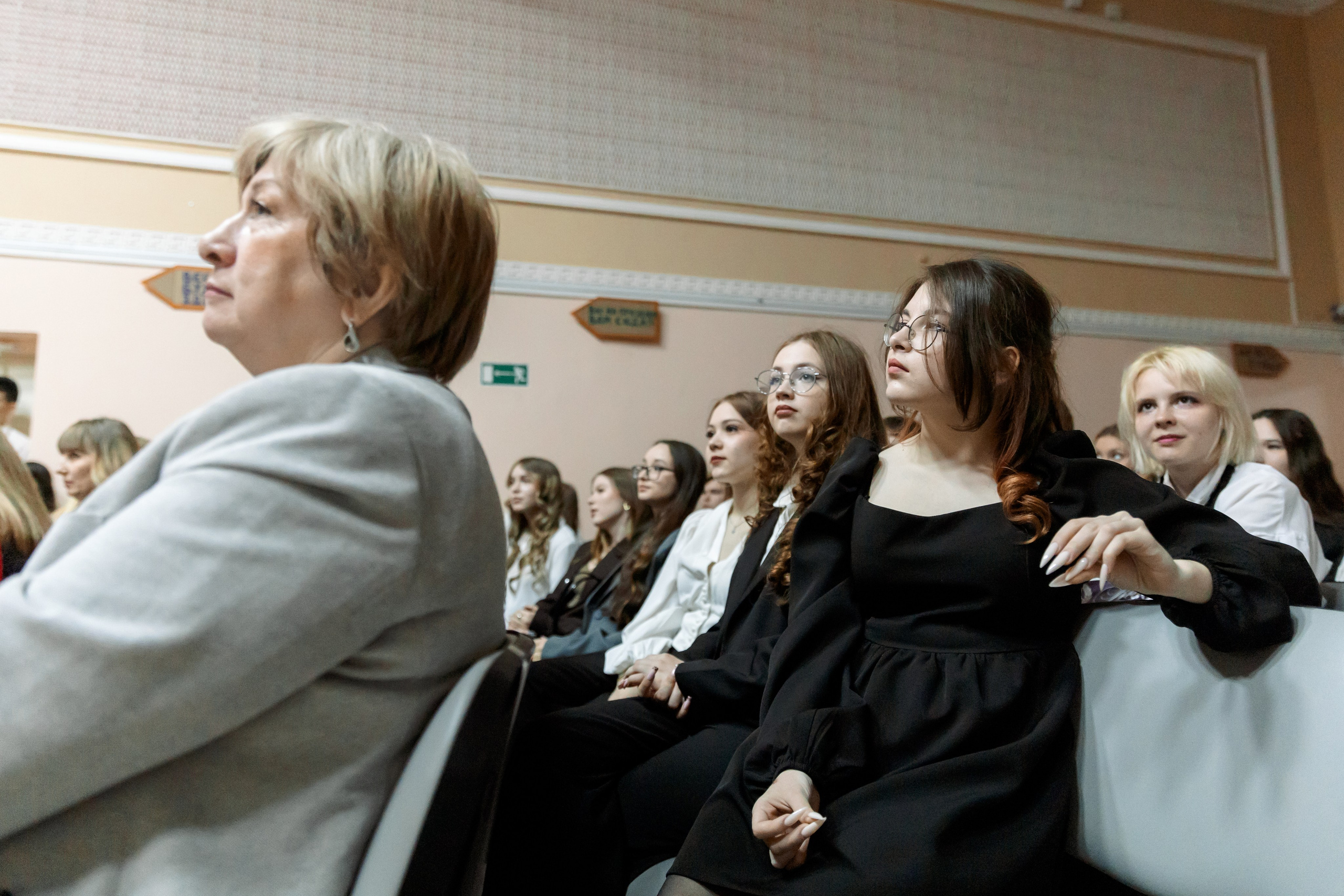 Выпускной шк 88 9-е кл. 24.05.2024. Свадебный и Семейный фотограф г. Ижевск Гульназ Солдатова. Гульназ фото