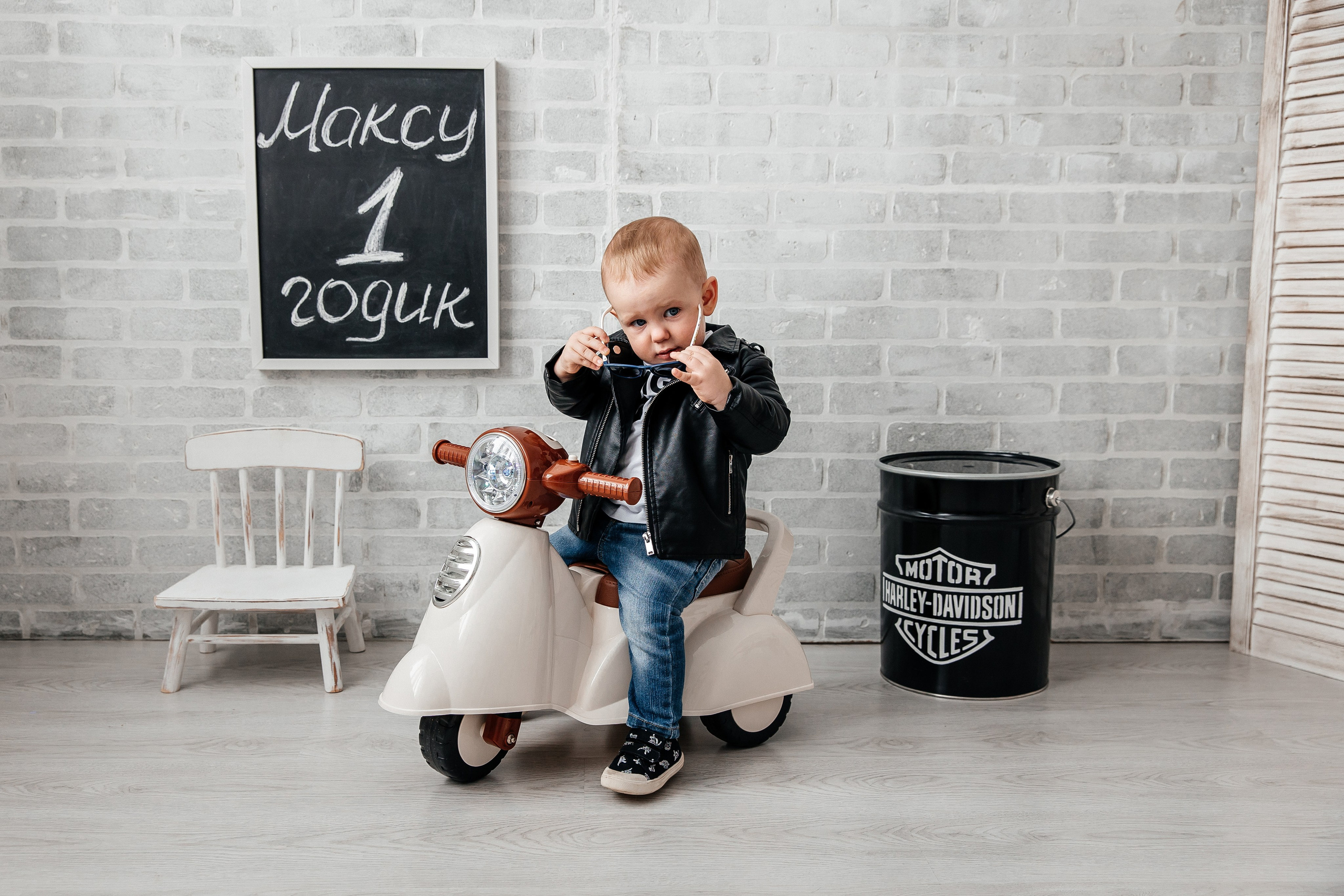 Мотоцикл. Детский фотограф, выпускные альбомы в Нижнем Новгороде Бодягина Мария