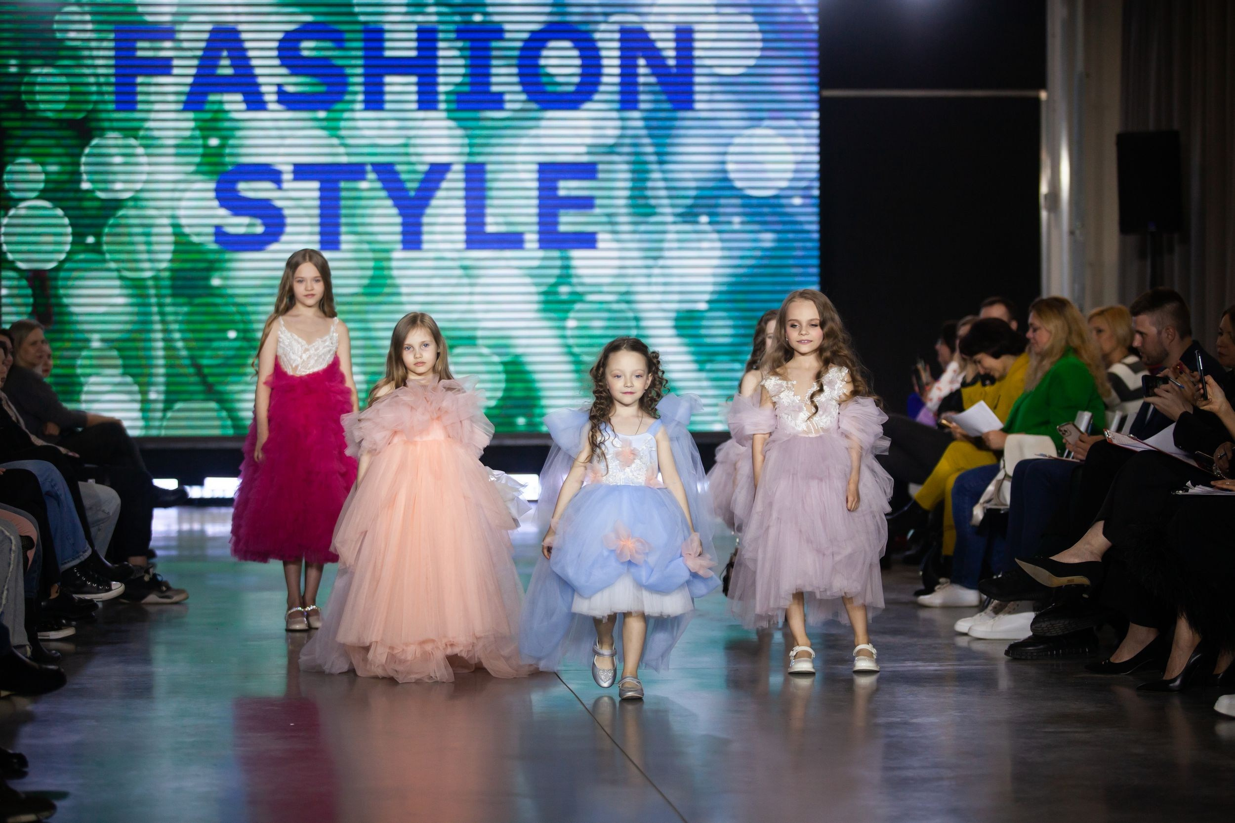 Фестиваль моды и красоты Fashion Style (11 мая 2024). Репортажный фотограф Алексей Пирязев