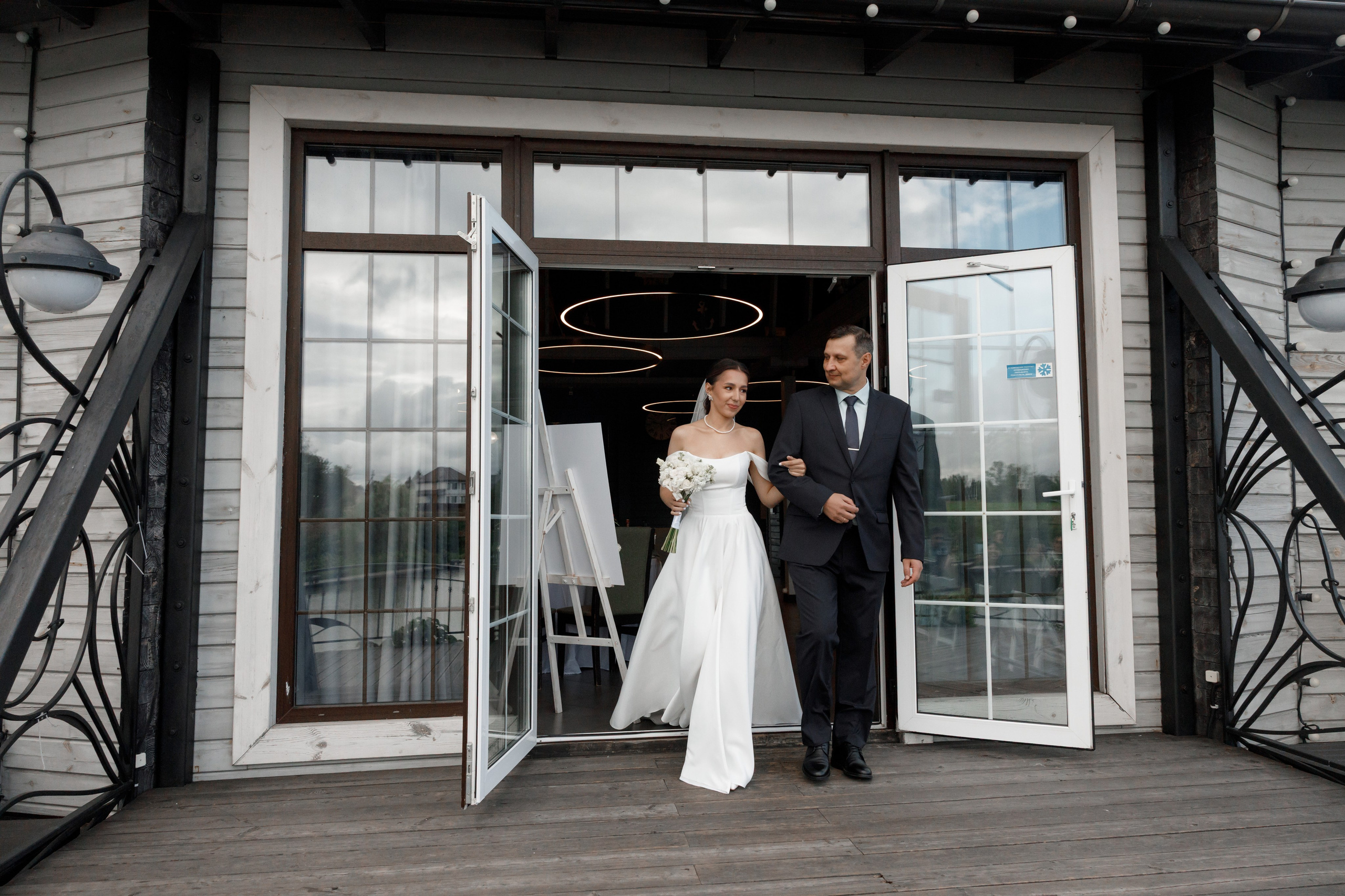 Регистрация в отеле Fish Point, ЗАГС Бутово, прогулка в Остафьево. Свадебный и репортажный фотограф (Москва, Королев и другие)