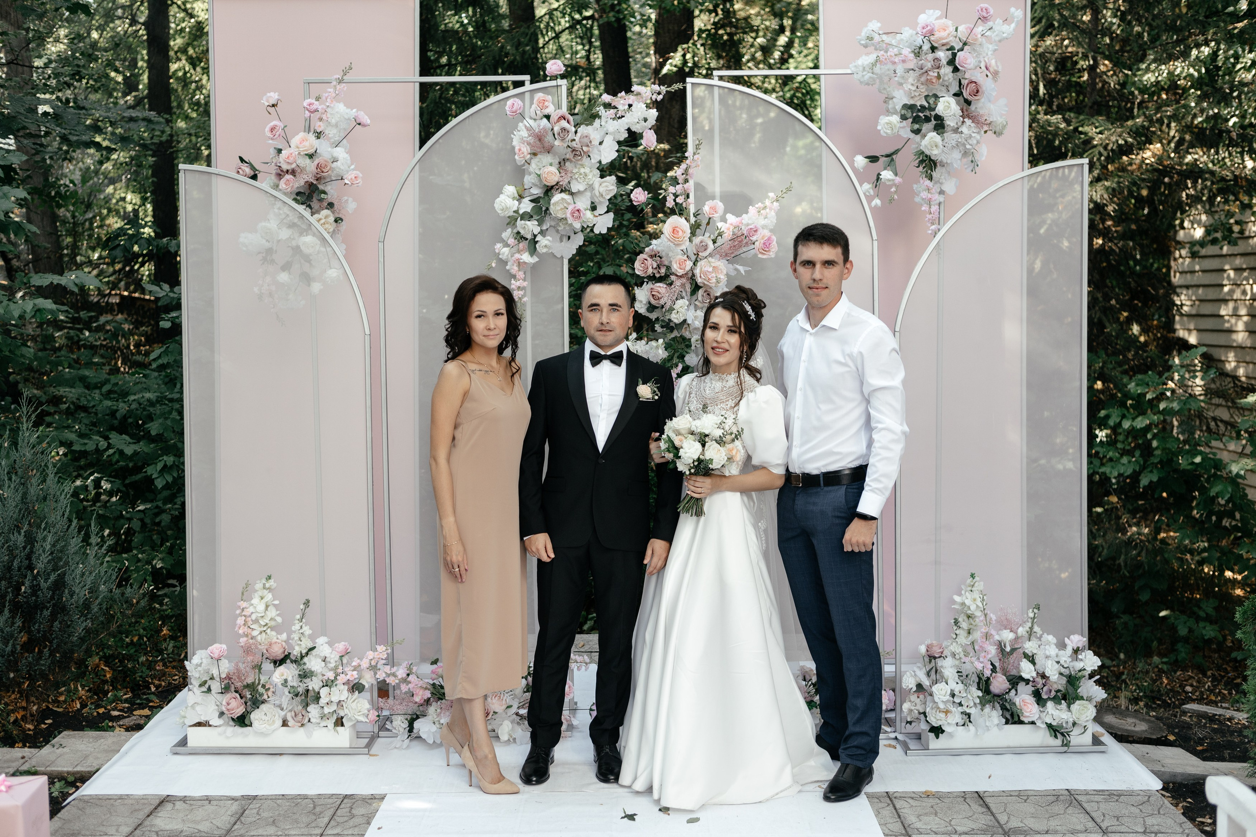 Свадебный фотограф Уфа — Руслан ГабдлисламовЖивые эмоции, красивые кадры, воспоминания на всю жизнь.Работаю по всей Республике Башкортоста. Свадебный фотограф Уфа Руслан Габдлисламов