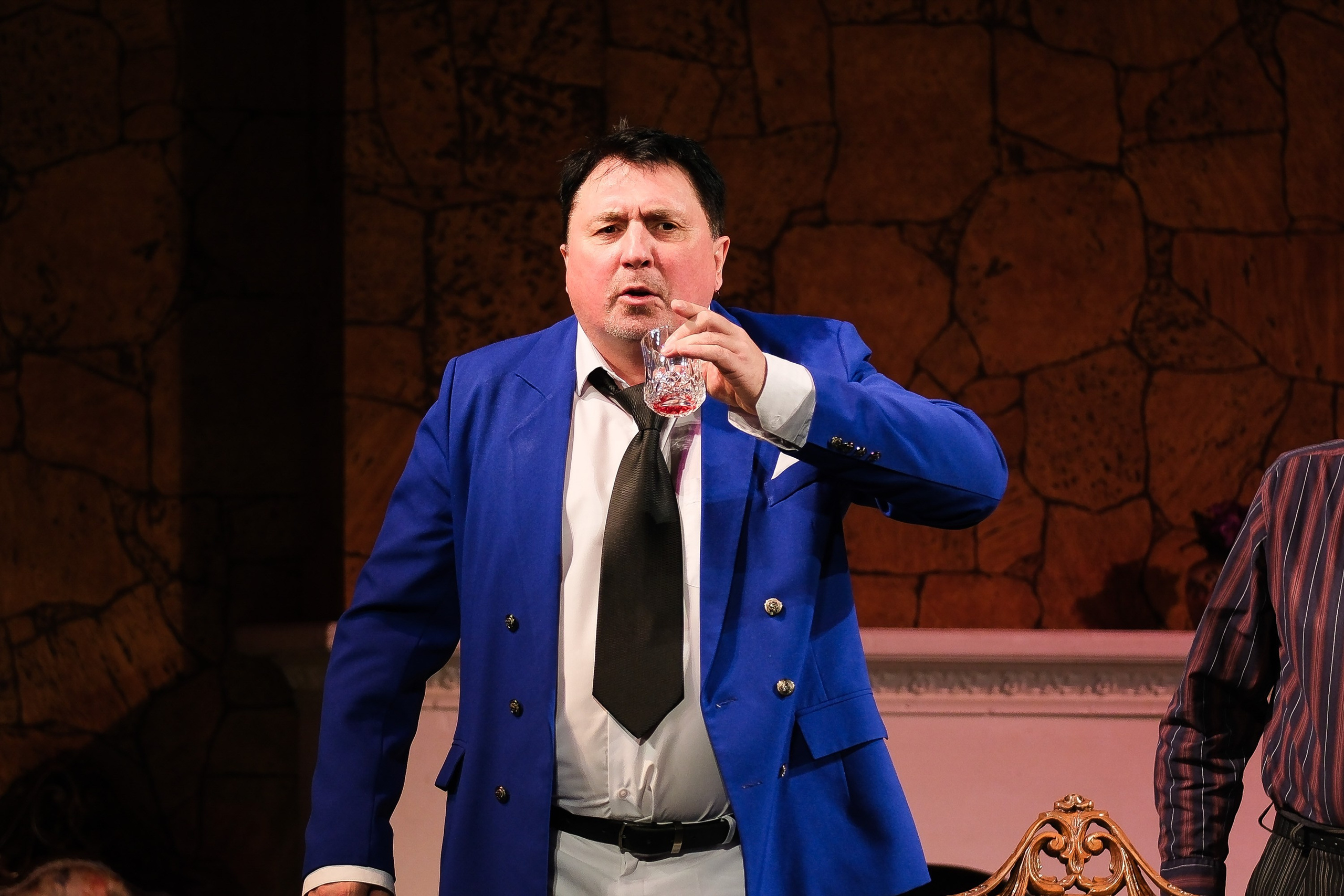 Ужин с дураком. Фотограф Анатолий Деникин