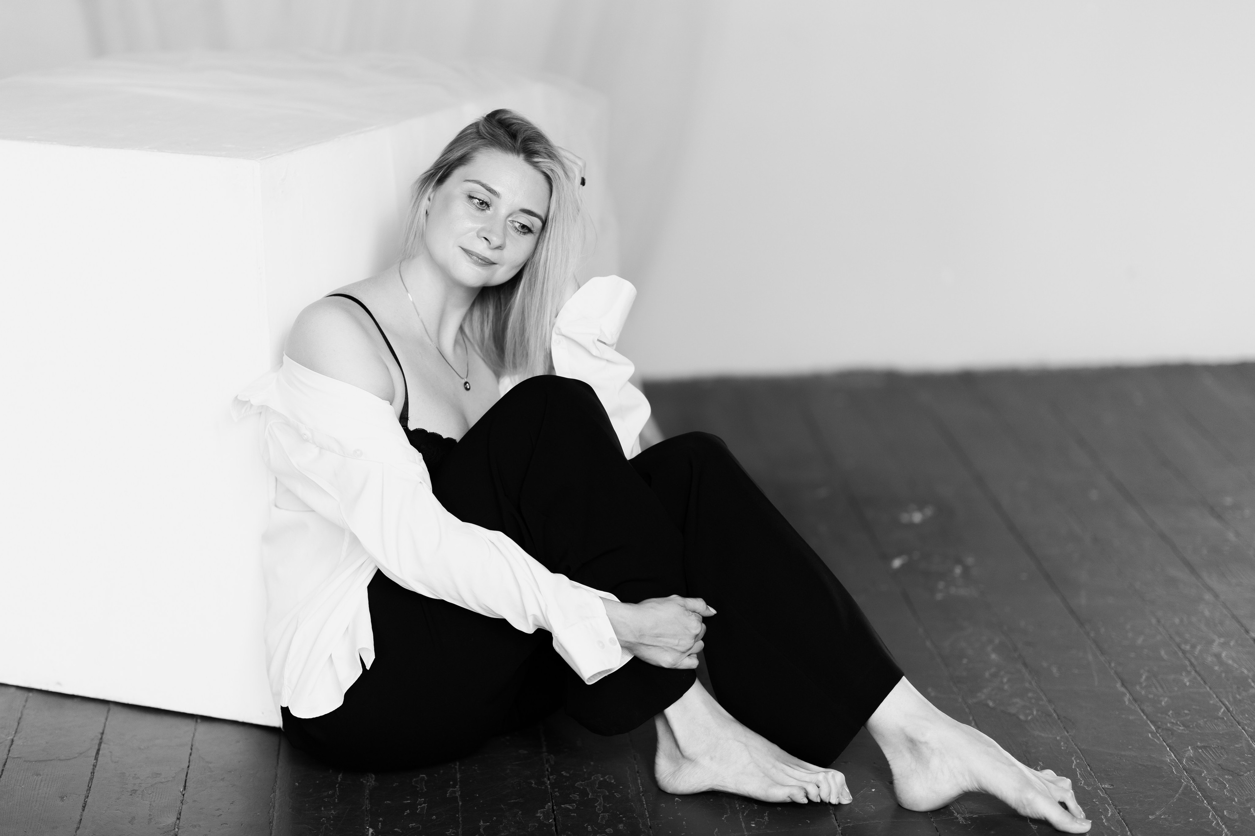 ЧБ Серия в фотостудии. Профессиональный фотограф Надежда Антонова