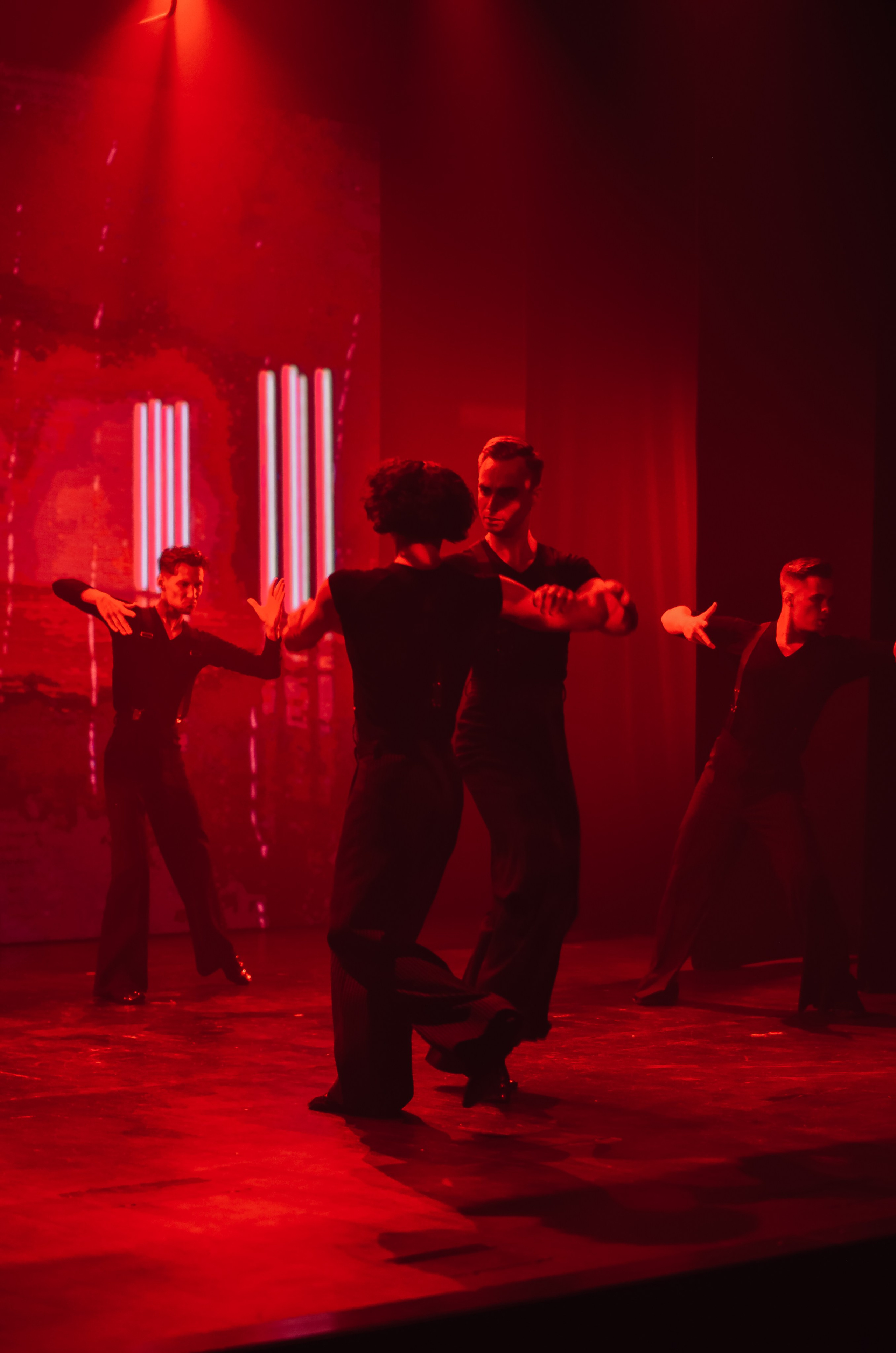 Фоторепортаж танцевального мероприятия. Денисова Аля — фотограф для парных съемок и индивидуальных историй в Барнауле