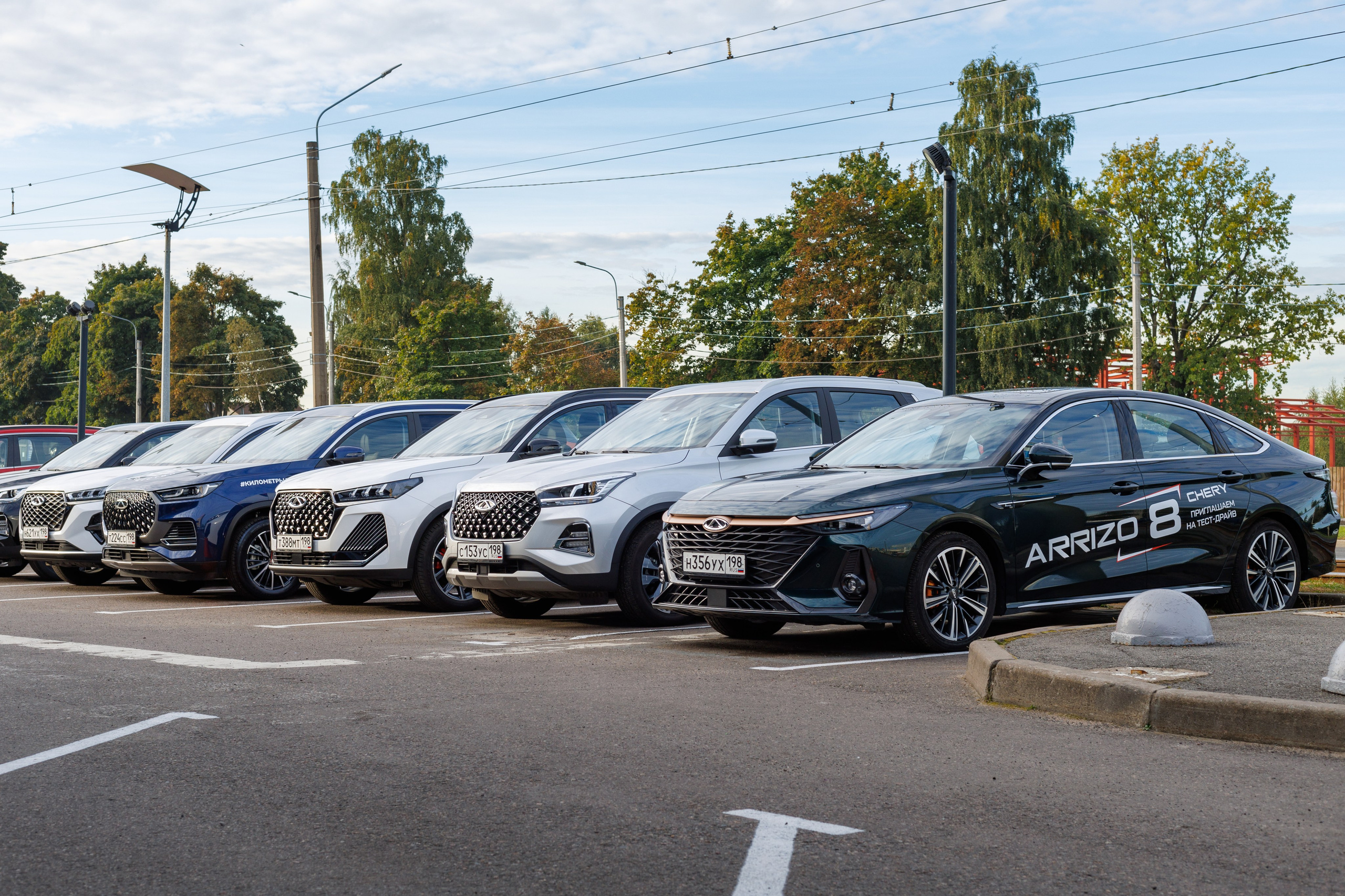 Фото для автомобильного дилерского центра в СПб