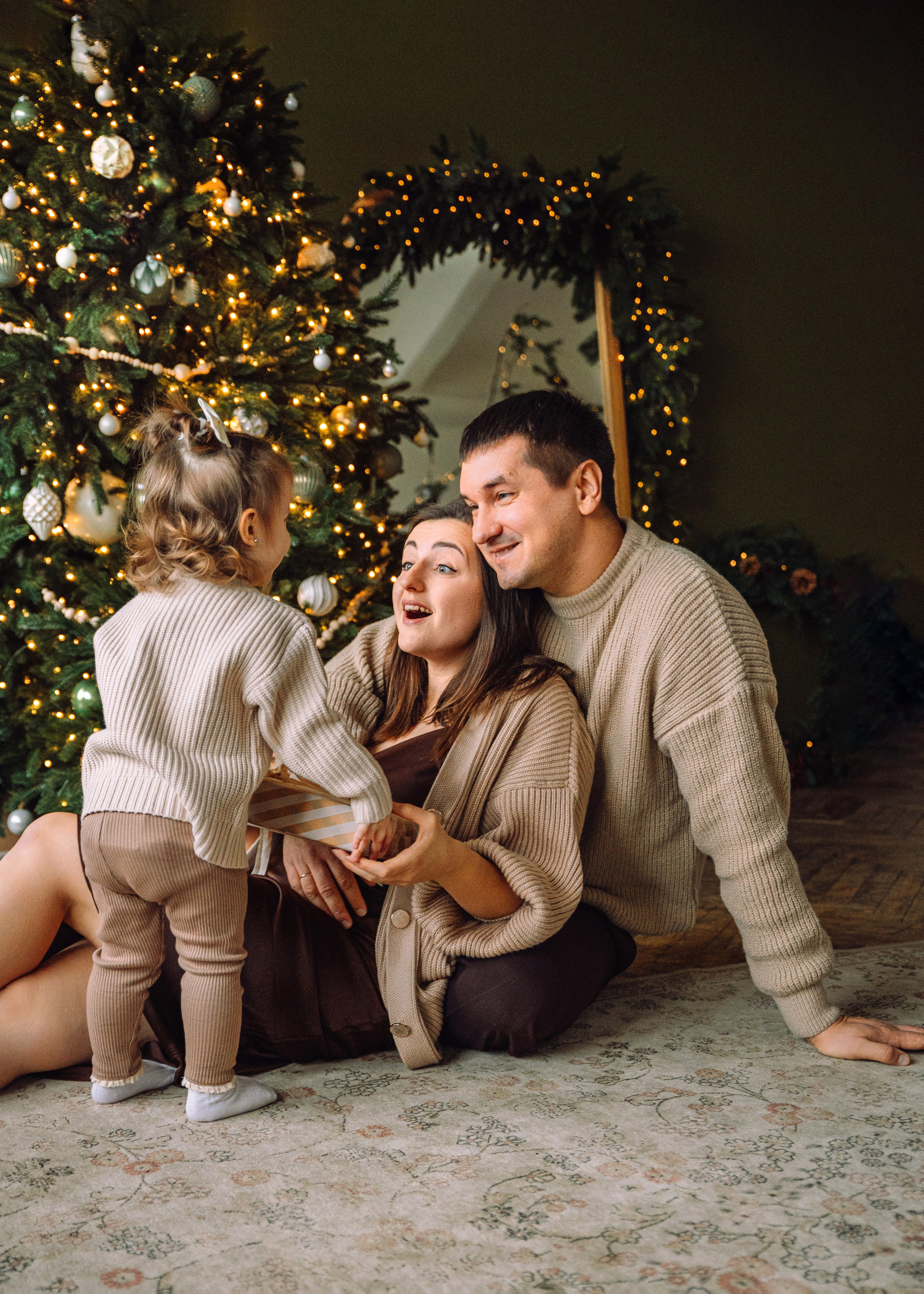 Катя, Артем, Елена, Ника и Лера. Семейный фотограф В Москве Александра Дейкун