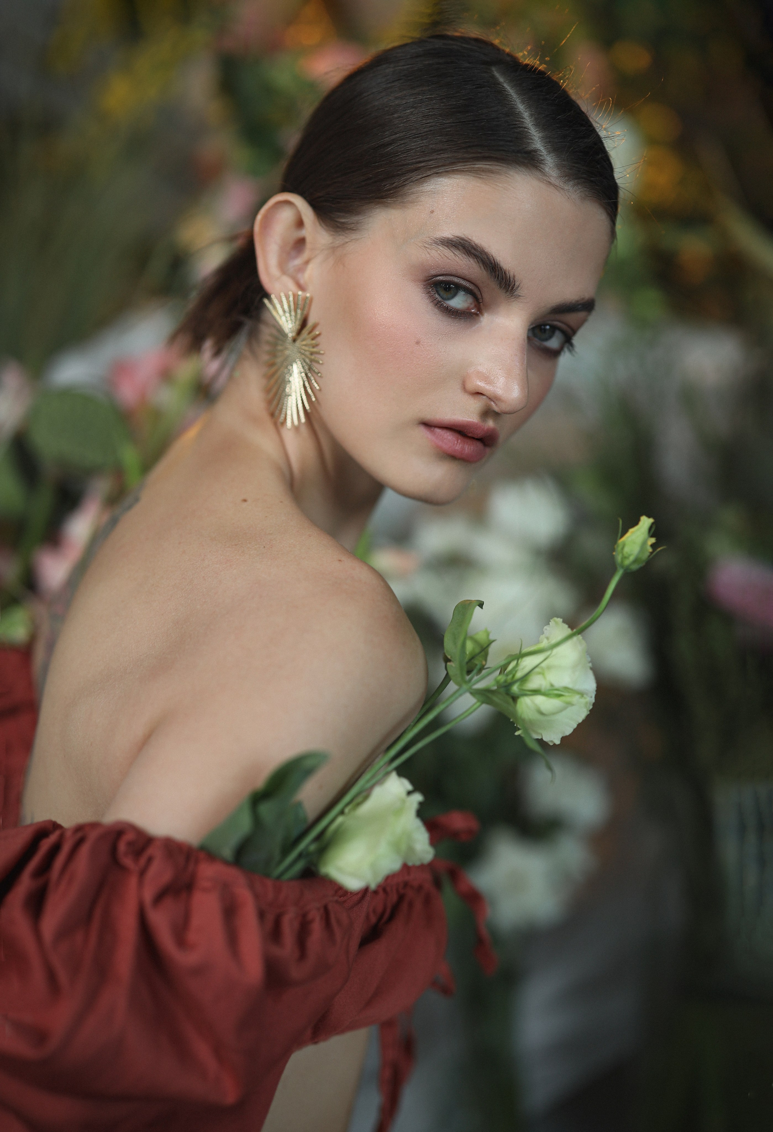 Фотосессия с цветами. Свадебный и семейный фотограф в Абхазии Жанна Соснина