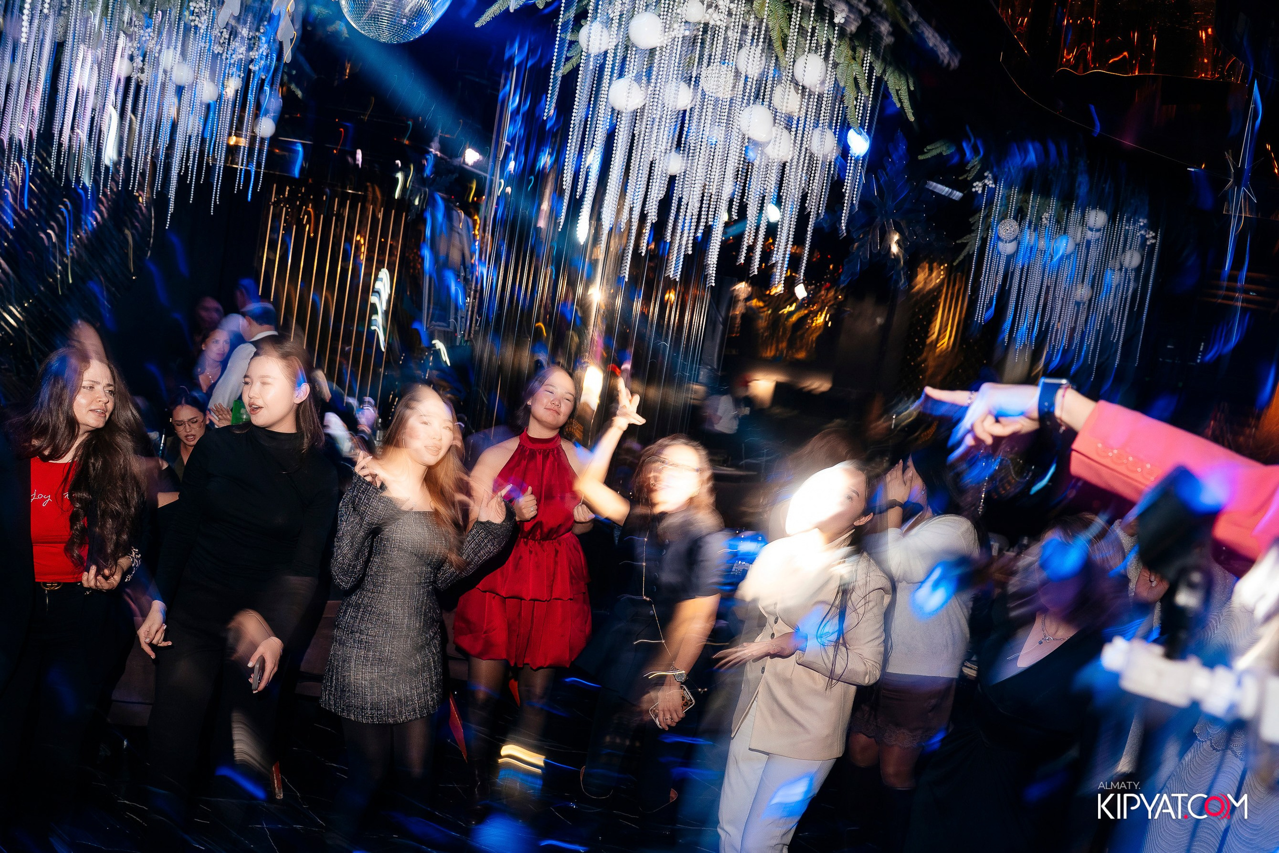 MOOD KARAOKE & TERRACE. КИПЯТКОМ АЛМАТЫ! Фотосъемка мероприятий в Алматы