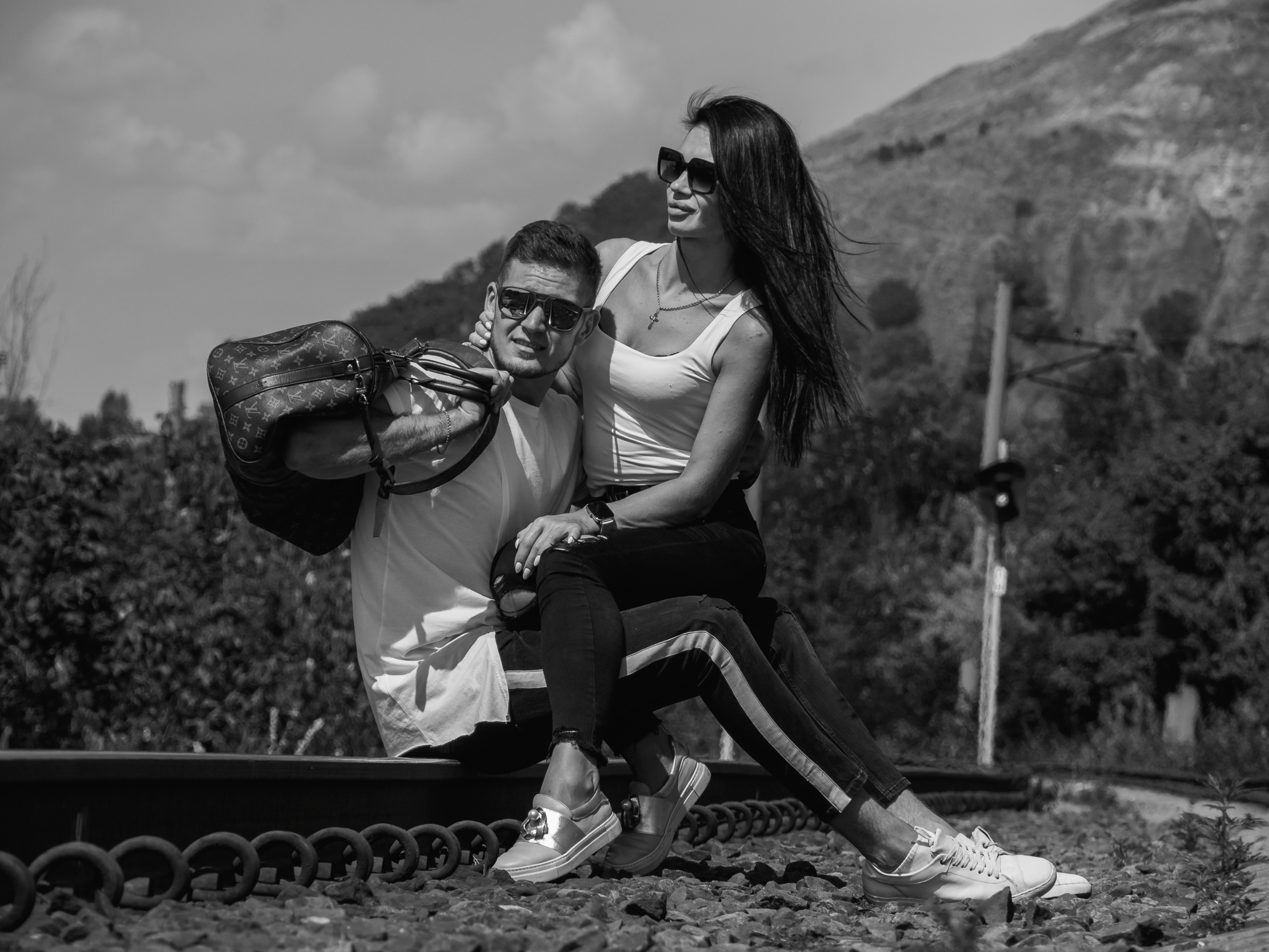 «Бонни и Клайд или приключение модной сумки». Бизнес, мужской фотограф в Краснодаре | Аксёнов Алексей Владимирович