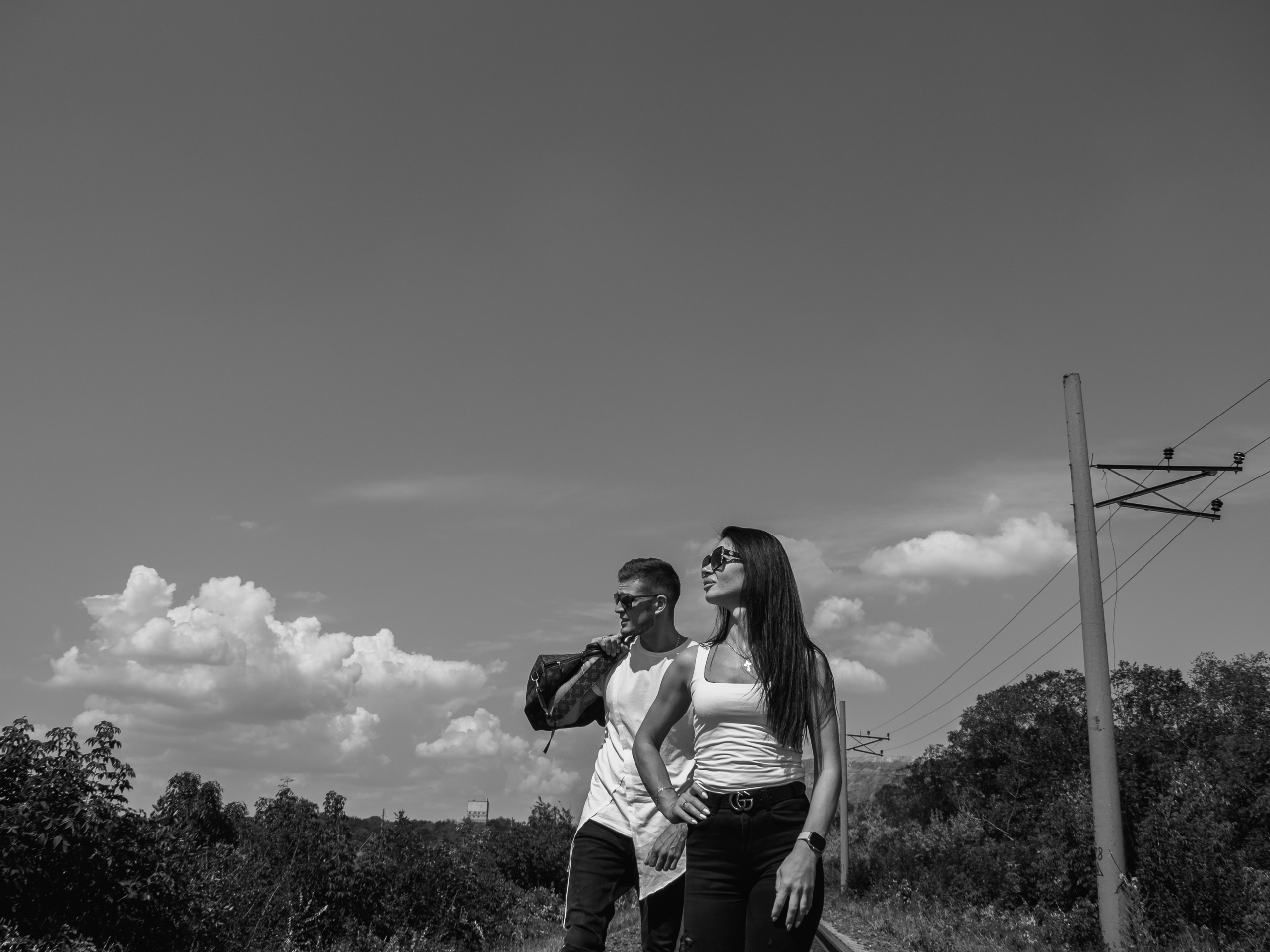 «Бонни и Клайд или приключение модной сумки». Бизнес, мужской фотограф в Краснодаре | Аксёнов Алексей Владимирович