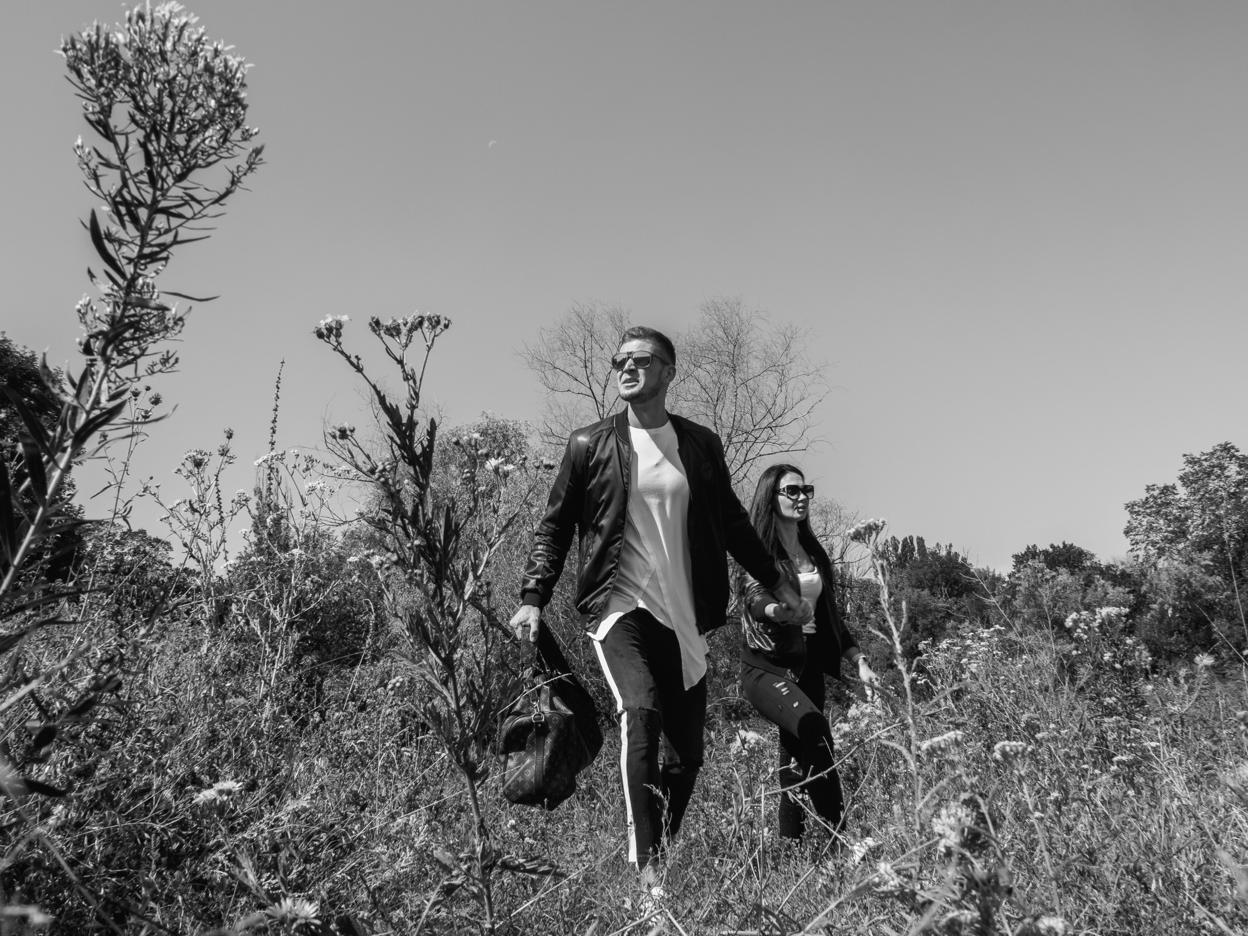 «Бонни и Клайд или приключение модной сумки». Бизнес, мужской фотограф в Краснодаре | Аксёнов Алексей Владимирович