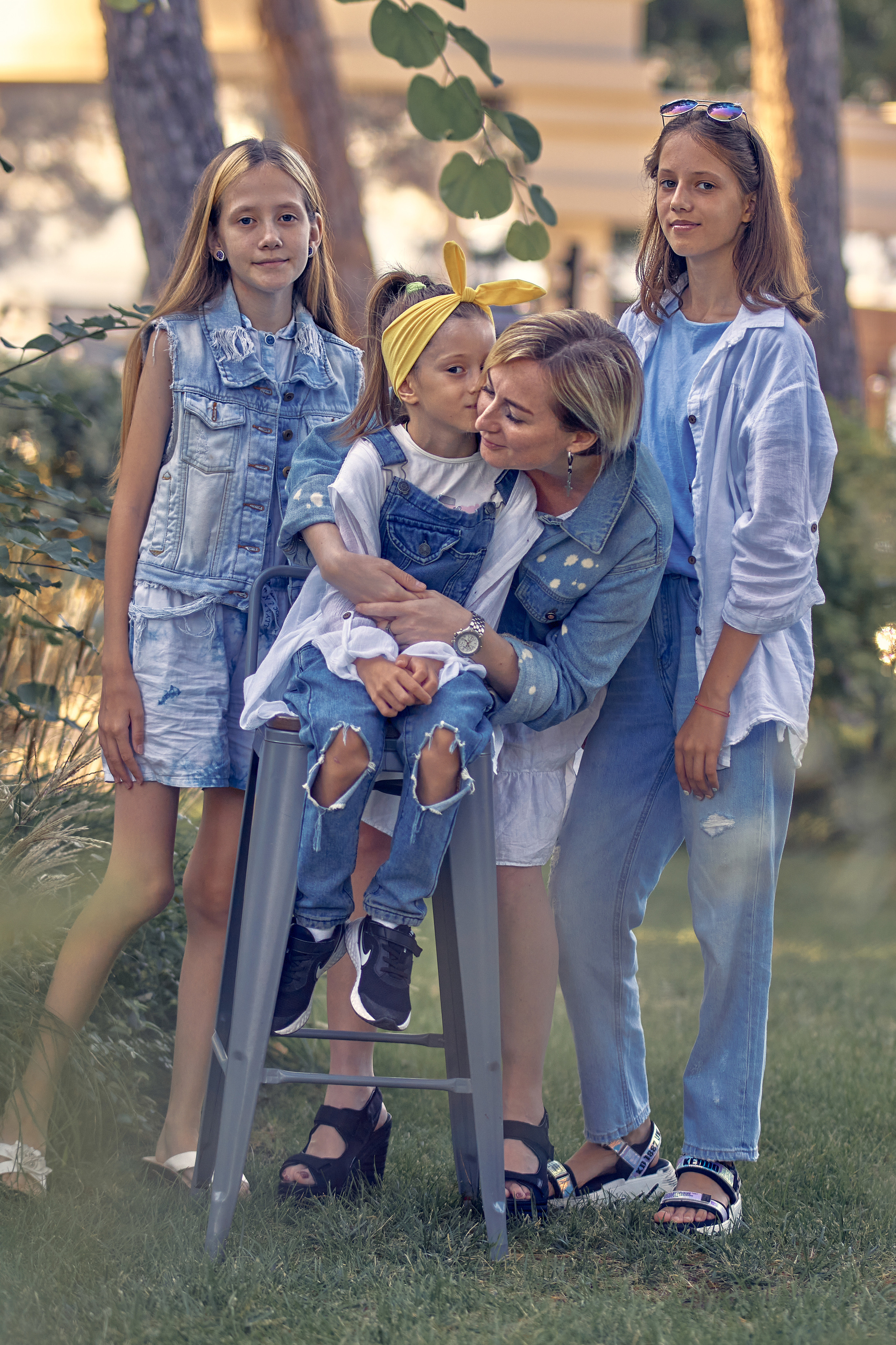 Фотосессия большой семьи в Геленджике