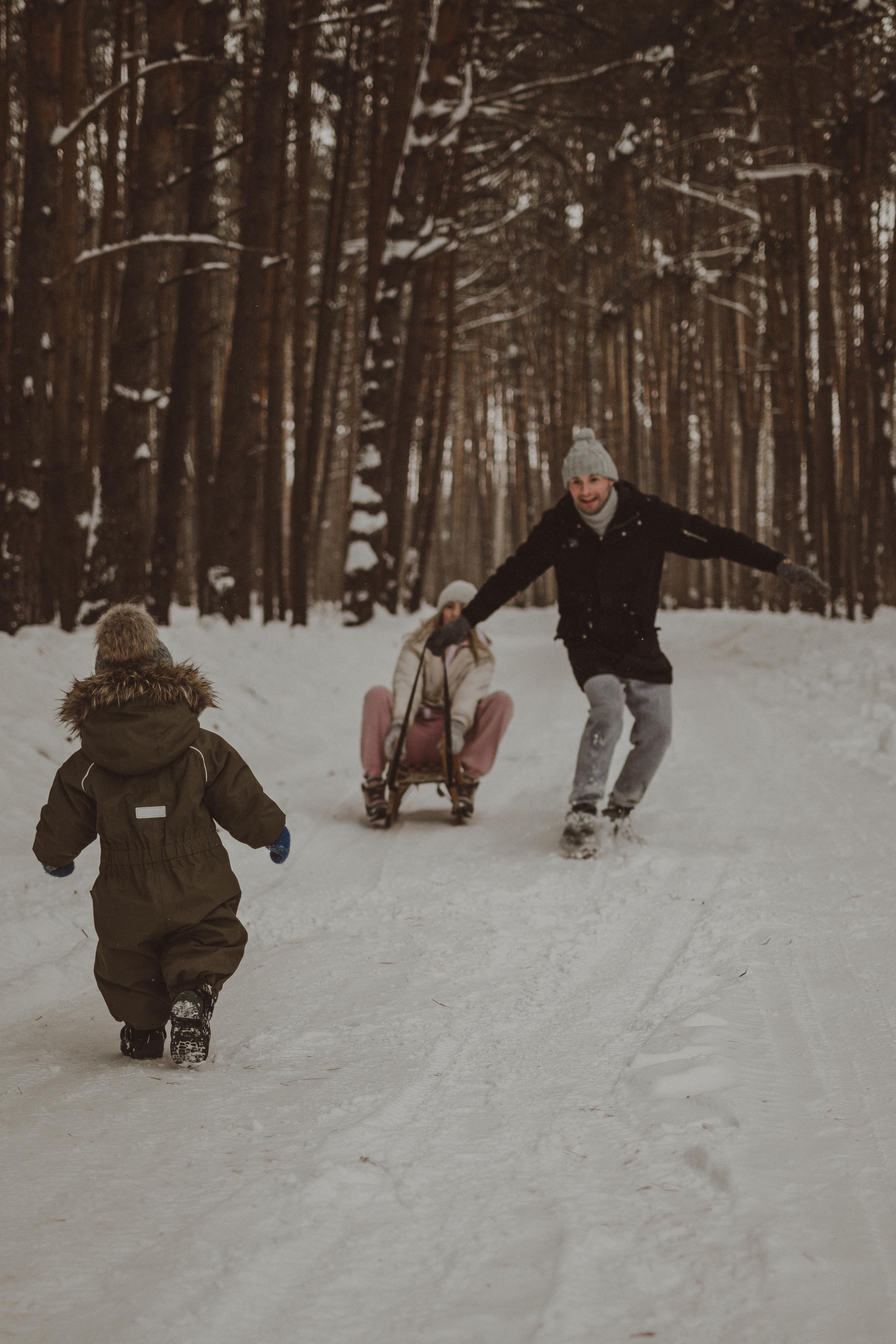 Прогулка в снежном лесу. Фотограф Кристина Пархоменко