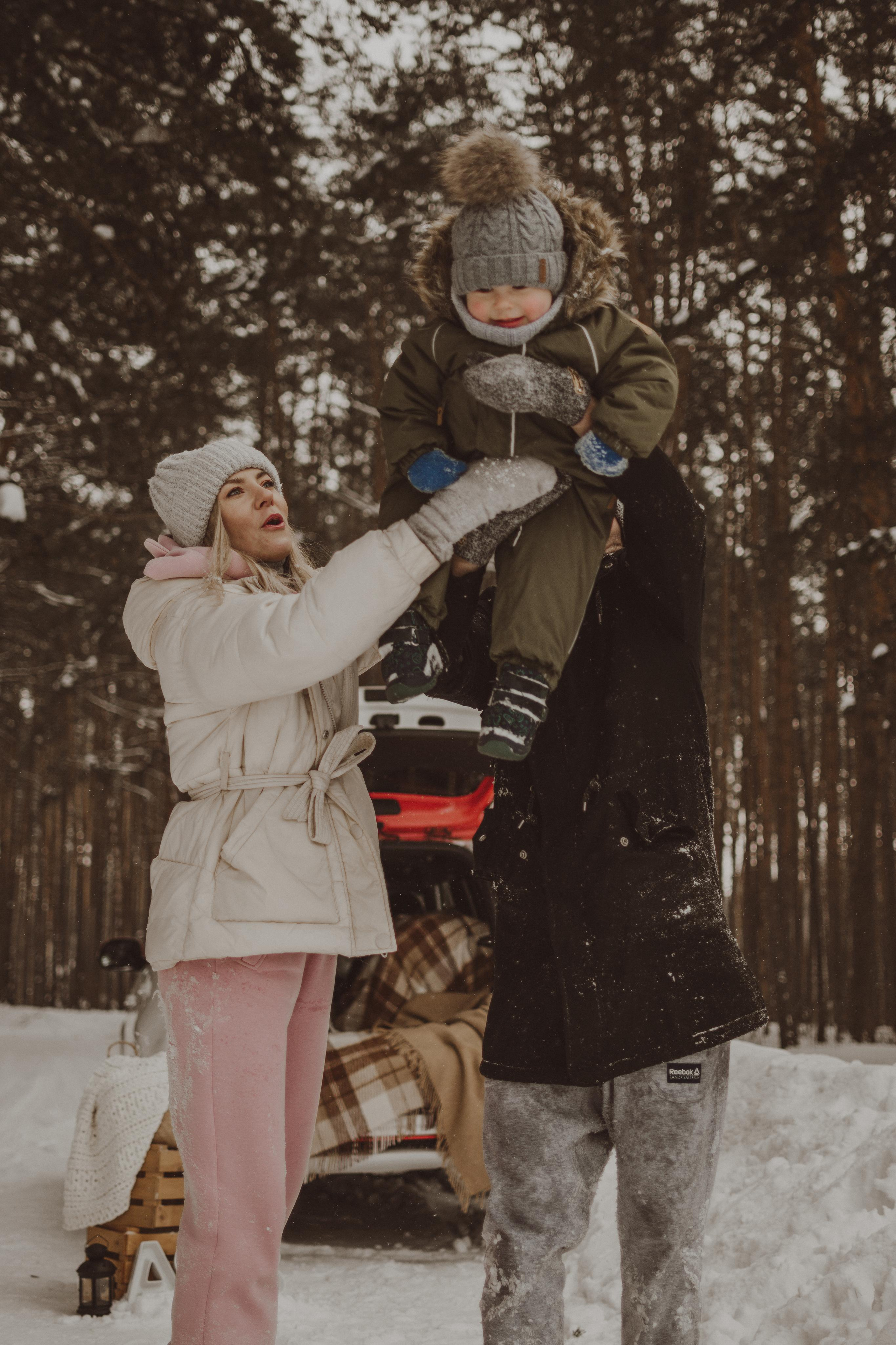Прогулка в снежном лесу. Фотограф Кристина Пархоменко