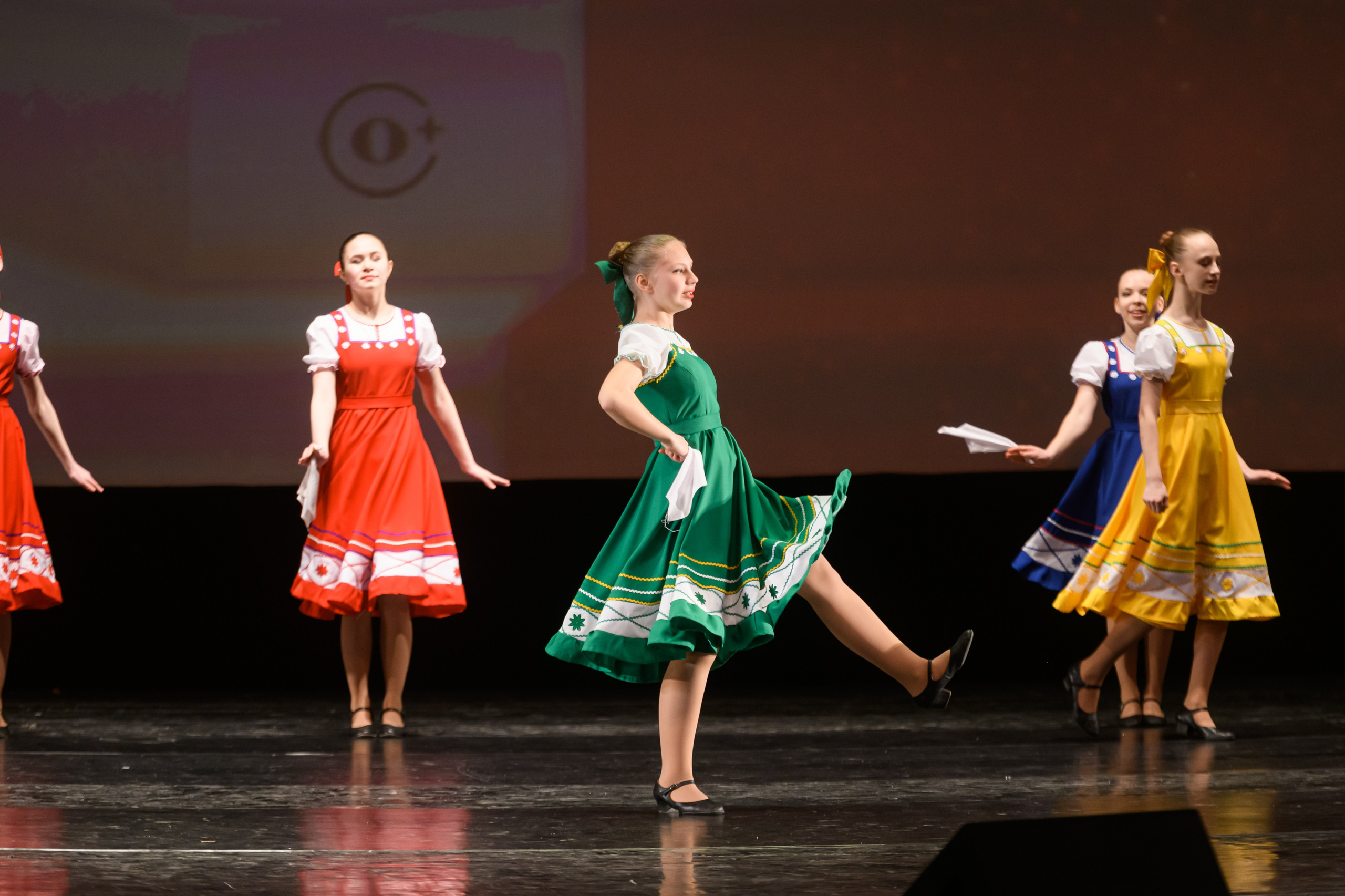 23 апреля, часть 1, БКЗ Октябрьский, г. Санкт-Петербург. Золотое яблочко