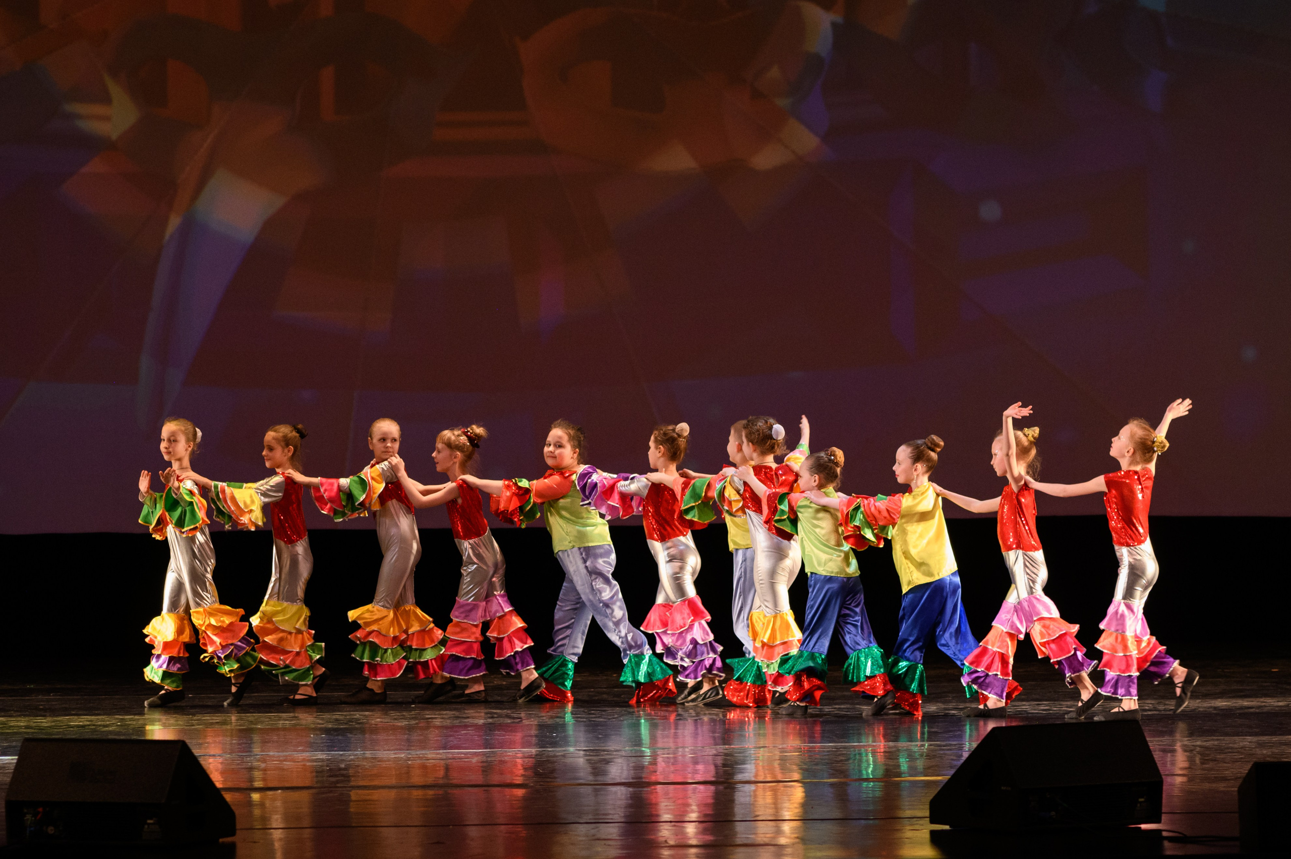 23 апреля, часть 2, БКЗ Октябрьский, г. Санкт-Петербург. Золотое яблочко