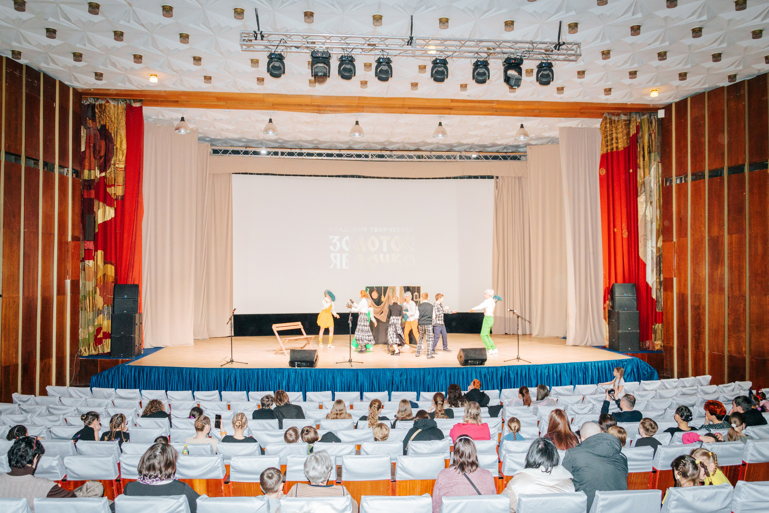 16 марта, г. Суздаль. Золотое яблочко