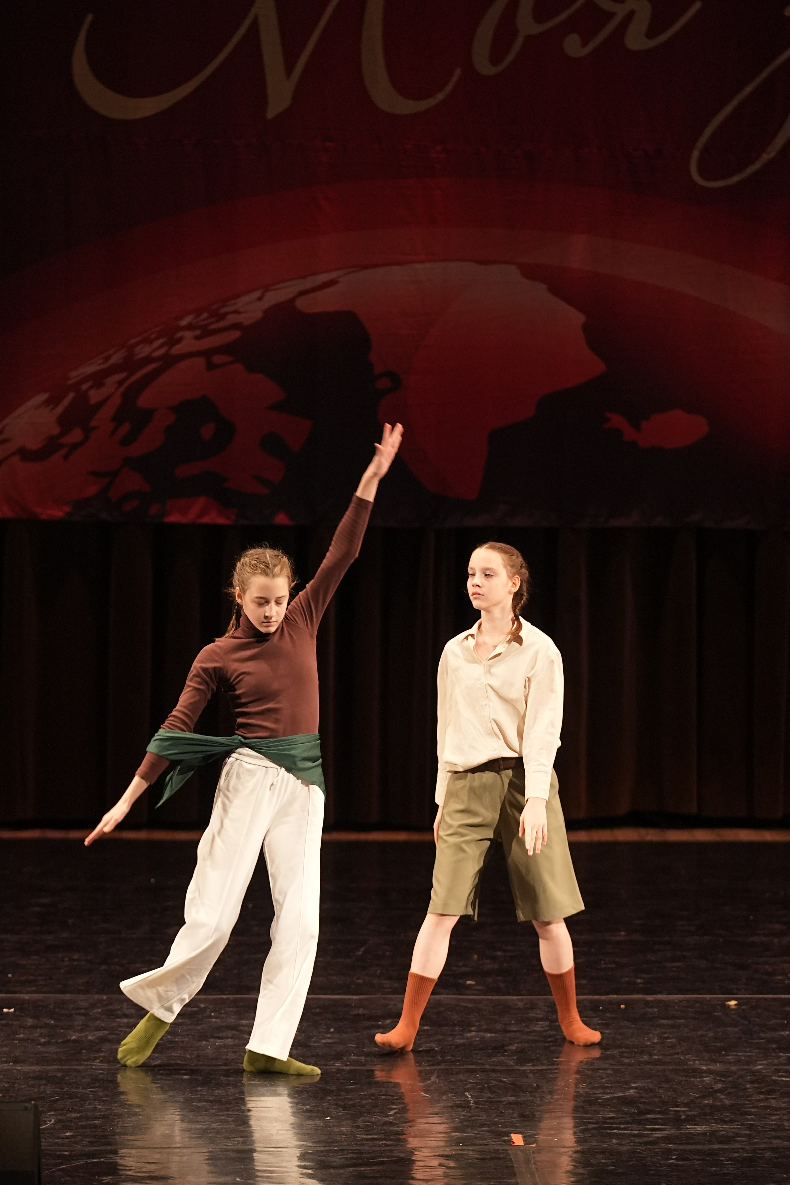 7 декабря, блок 3, г. Москва. Золотое яблочко