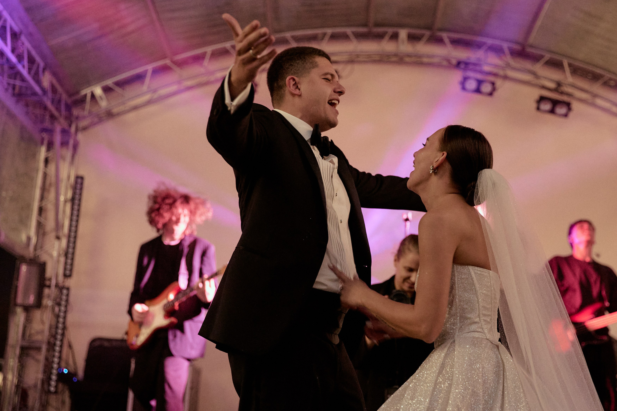 INFINITE LOVE. Дмитрий Мазуркевич: Профессиональный Репортажный Фотограф