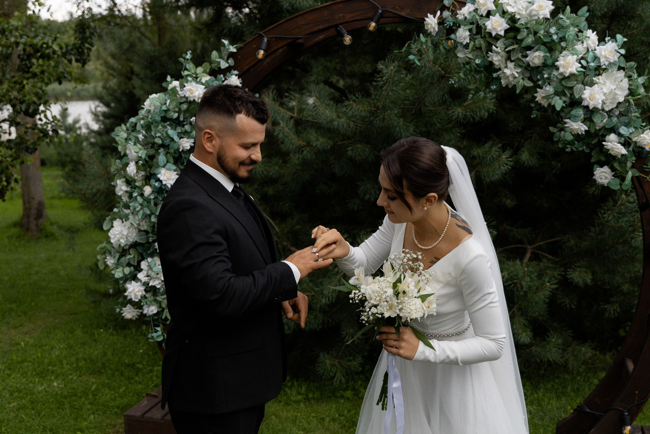 Свадебная фотосессия в агроусадьбе Лабодянка в Минске. Свадебный фотограф в Минске/Беларуси Сергей Спиридонов