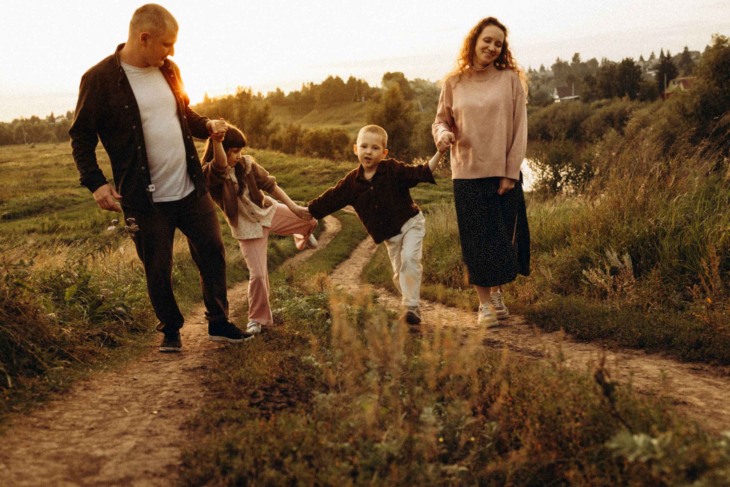 В лучах заката. Lifestyle семейный и детский фотограф в Омске Иванова Екатерина