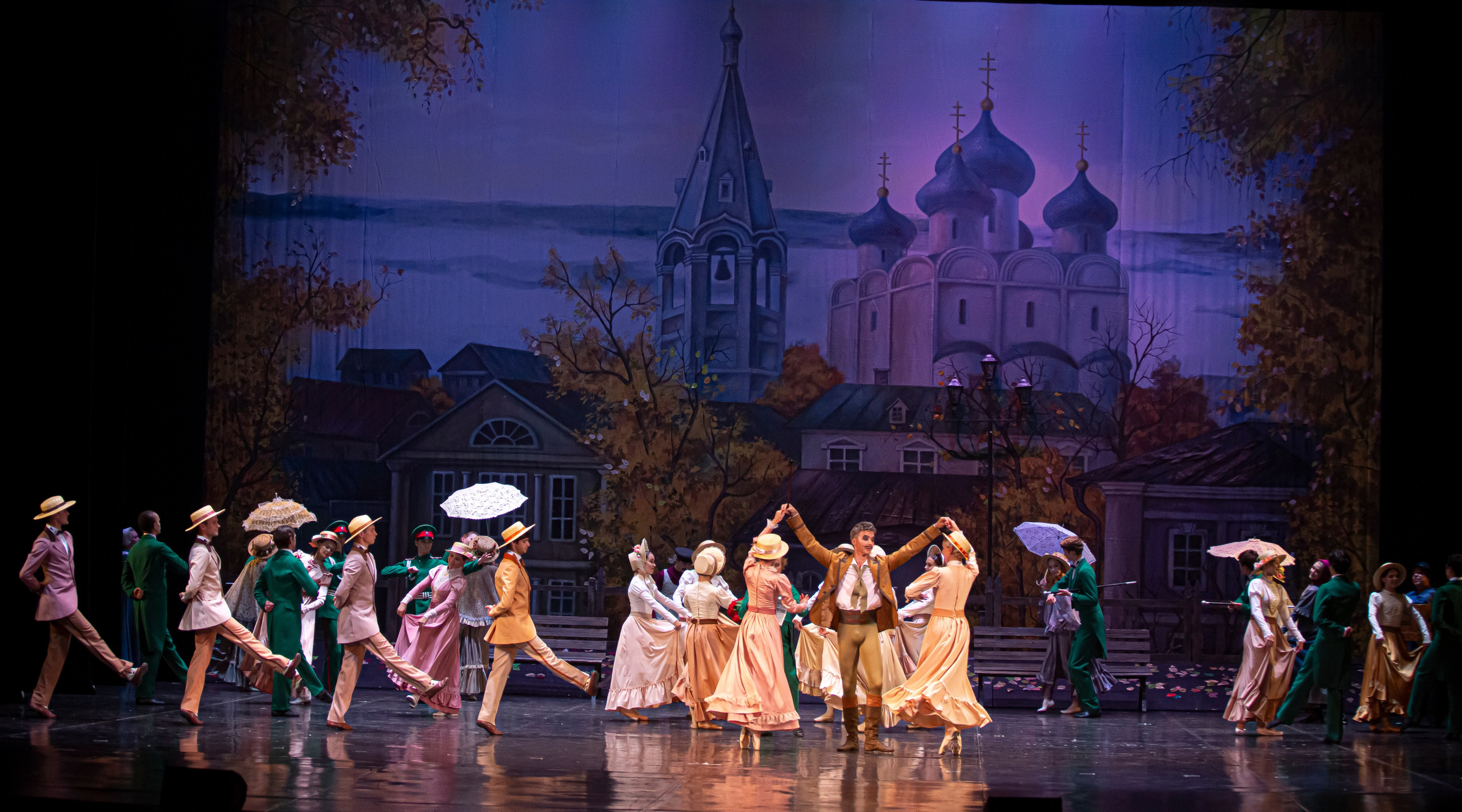 Анюта — спектакль — премьера на сцене Зимнего театра Марийского театра оперы и балета. Фотограф в Сочи Юрий Шептаев