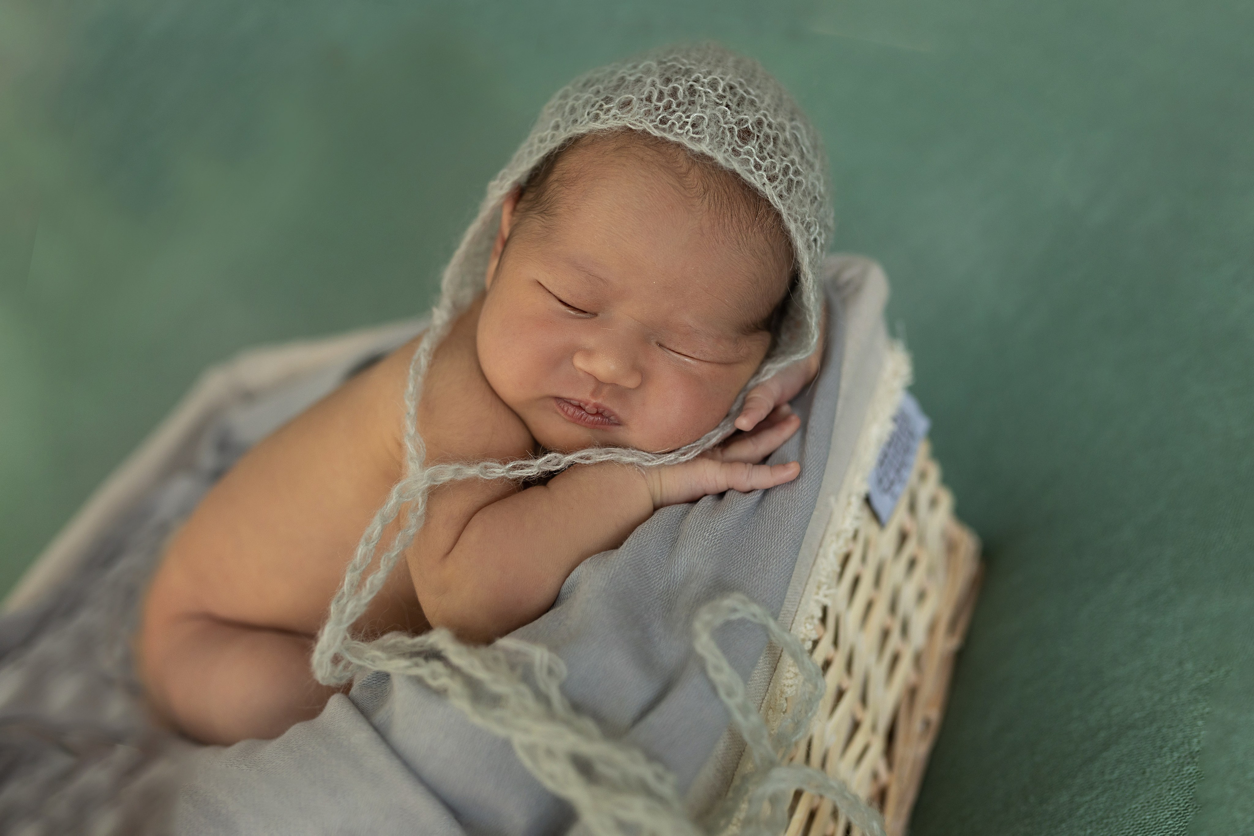 Тамарочка (11 дней). Съемка Таинств Крещения Венчания, детские и семейные съемки в Пензе