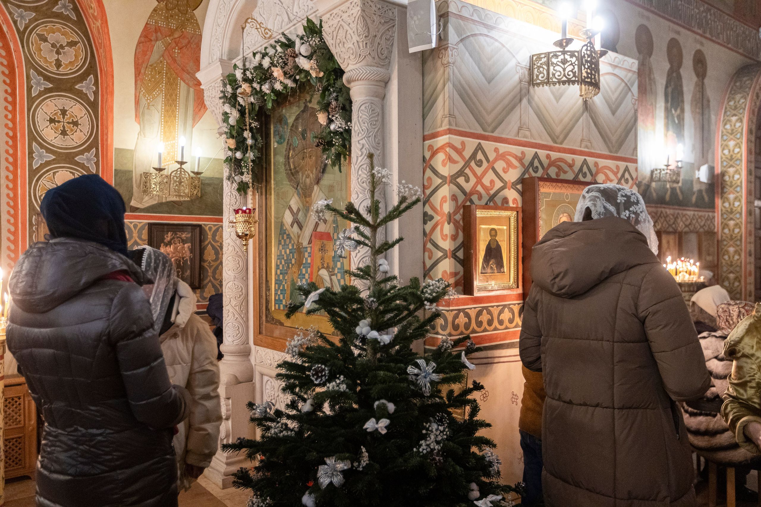 Рождество в храме Св. Вмч. Димитрия Солунского. Интерьерный фотограф в Москве Роман Потапов