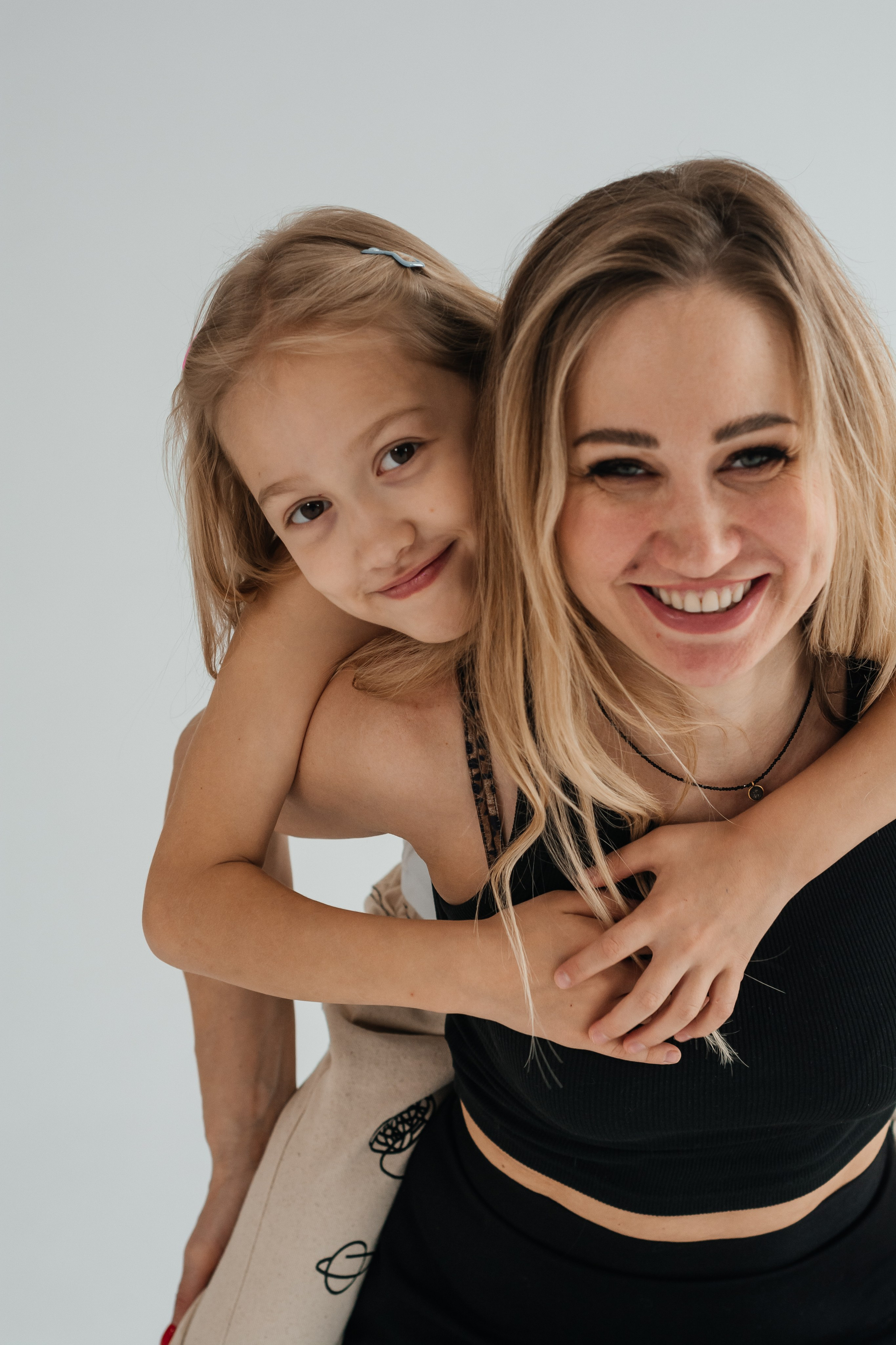 Семейная минималистичная фотосессия. Семейный и детский фотограф Кущ Наташа