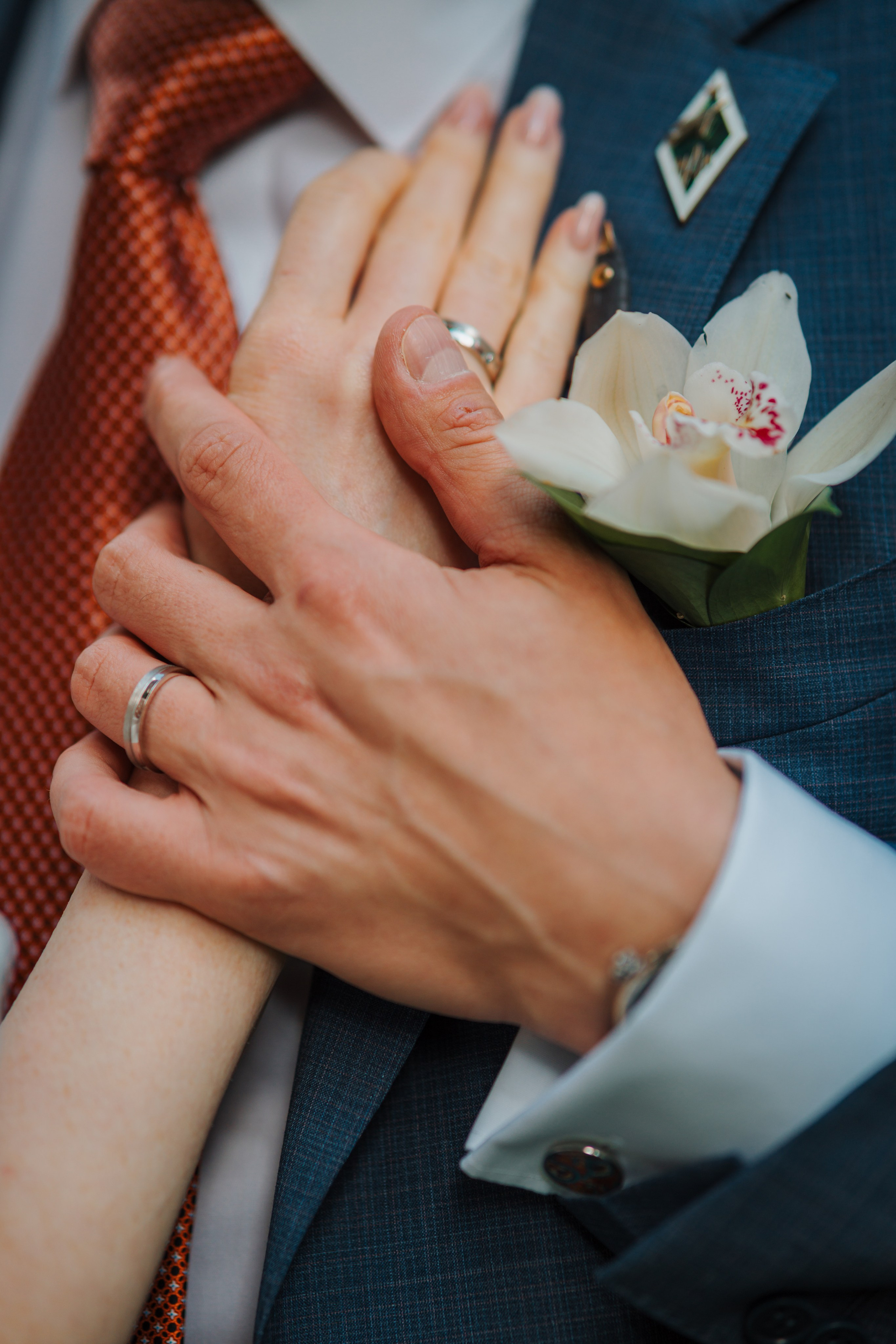 Michail & Maya. Я занимаюсь событийной, свадебной, товарной, студийной… фотографией