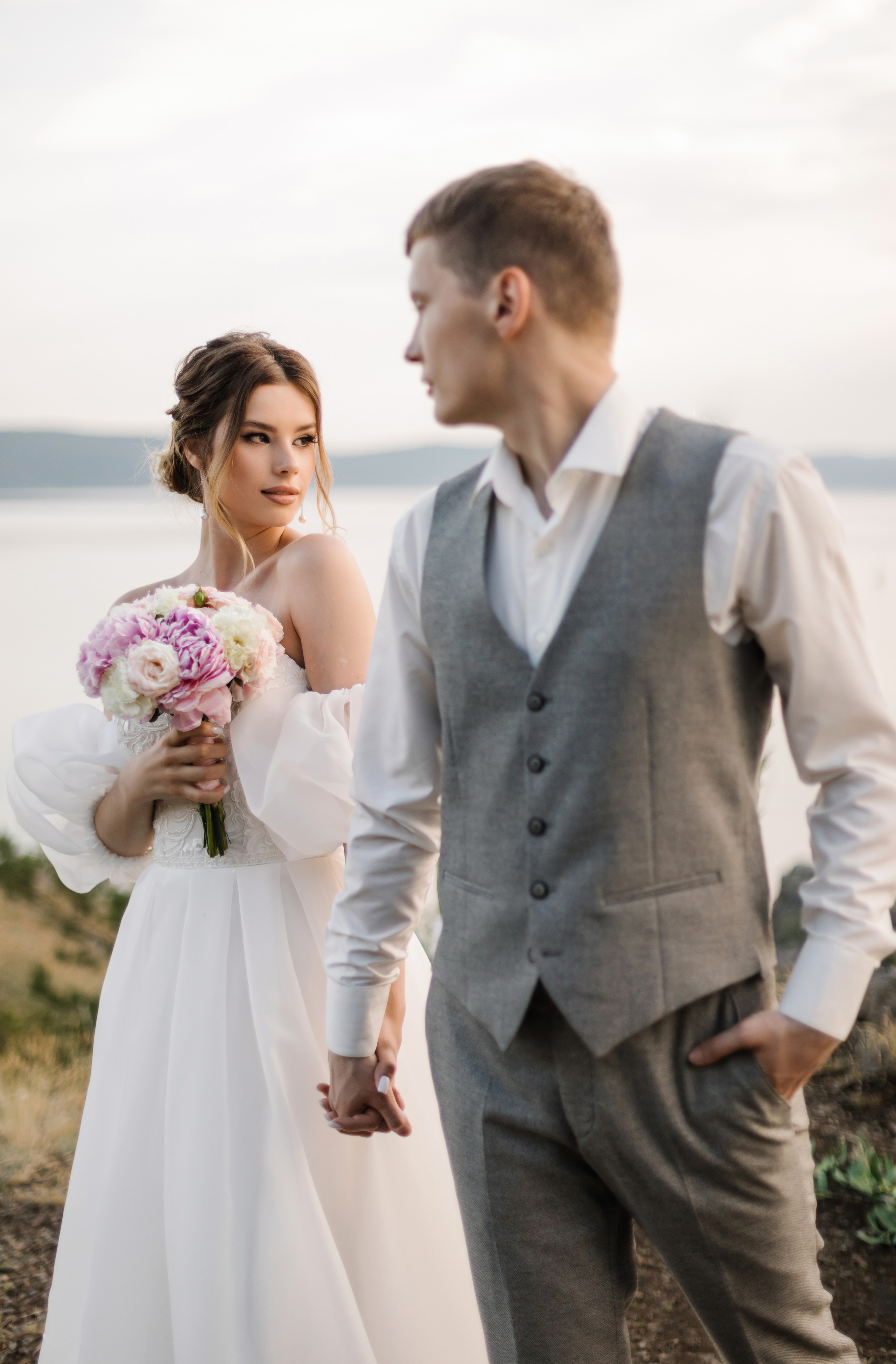 Gold sunset & pink peony. Свадебный и портретный фотограф в Миассе Филиппенко Дарья