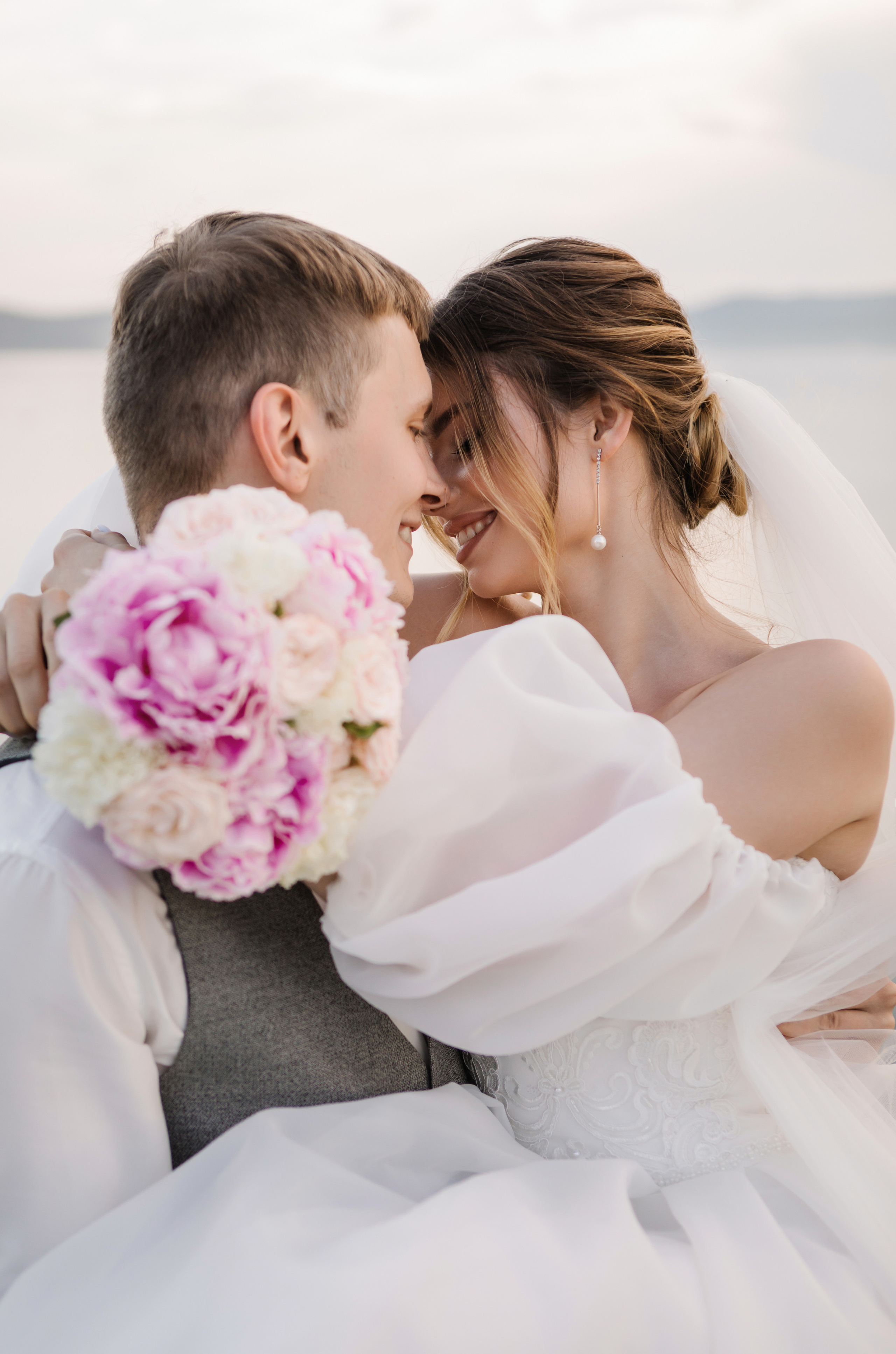 Gold sunset & pink peony. Свадебный и портретный фотограф в Миассе Филиппенко Дарья