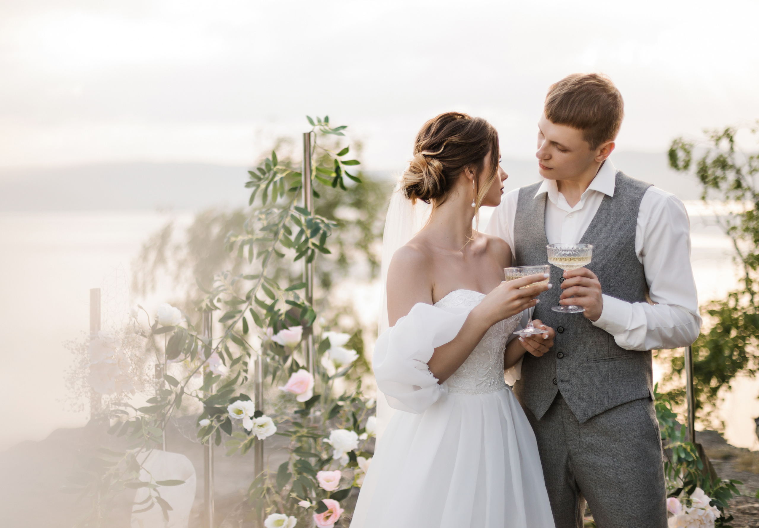 Gold sunset & pink peony. Свадебный и портретный фотограф в Миассе Филиппенко Дарья