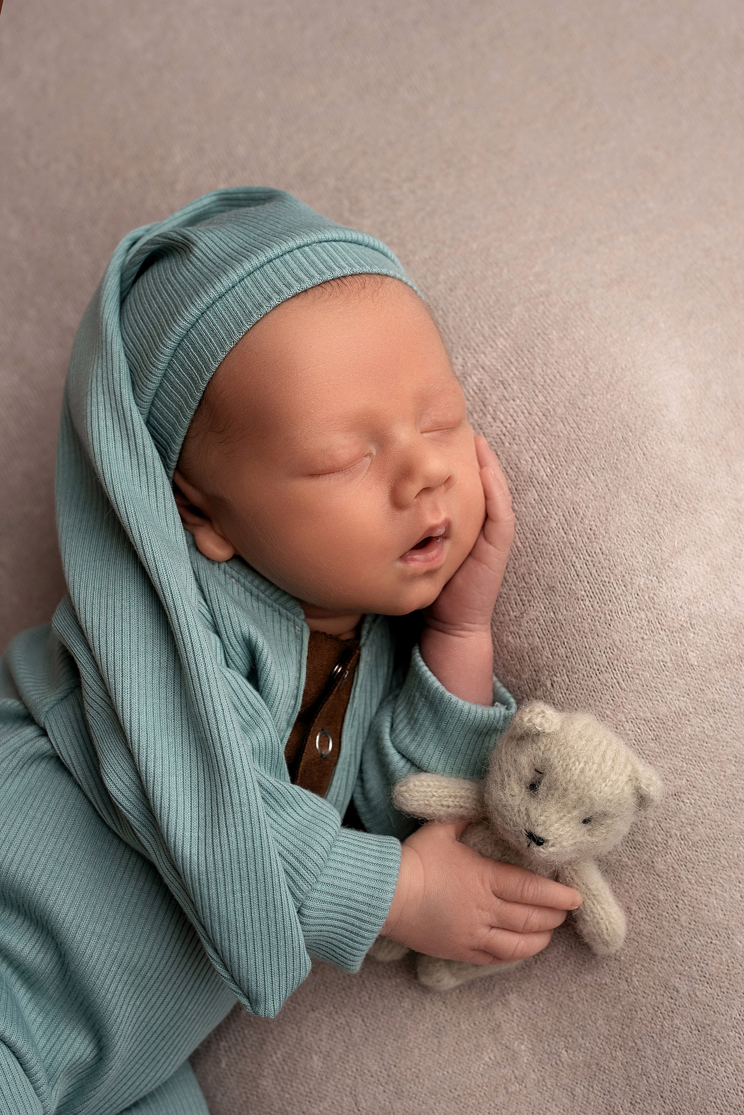 Новорождённые мальчики. Детский фотограф новорождённых в Минске Боровик Екатерина