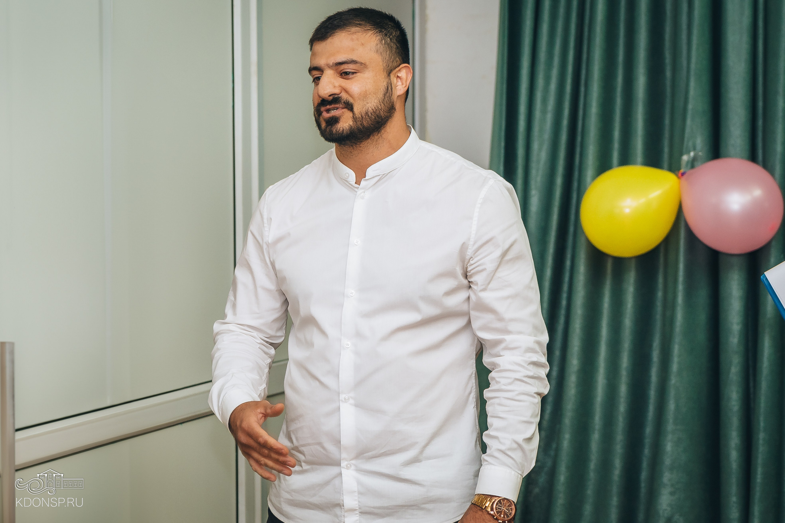 В преддверии праздника весны. Новотитаровский Дом культуры